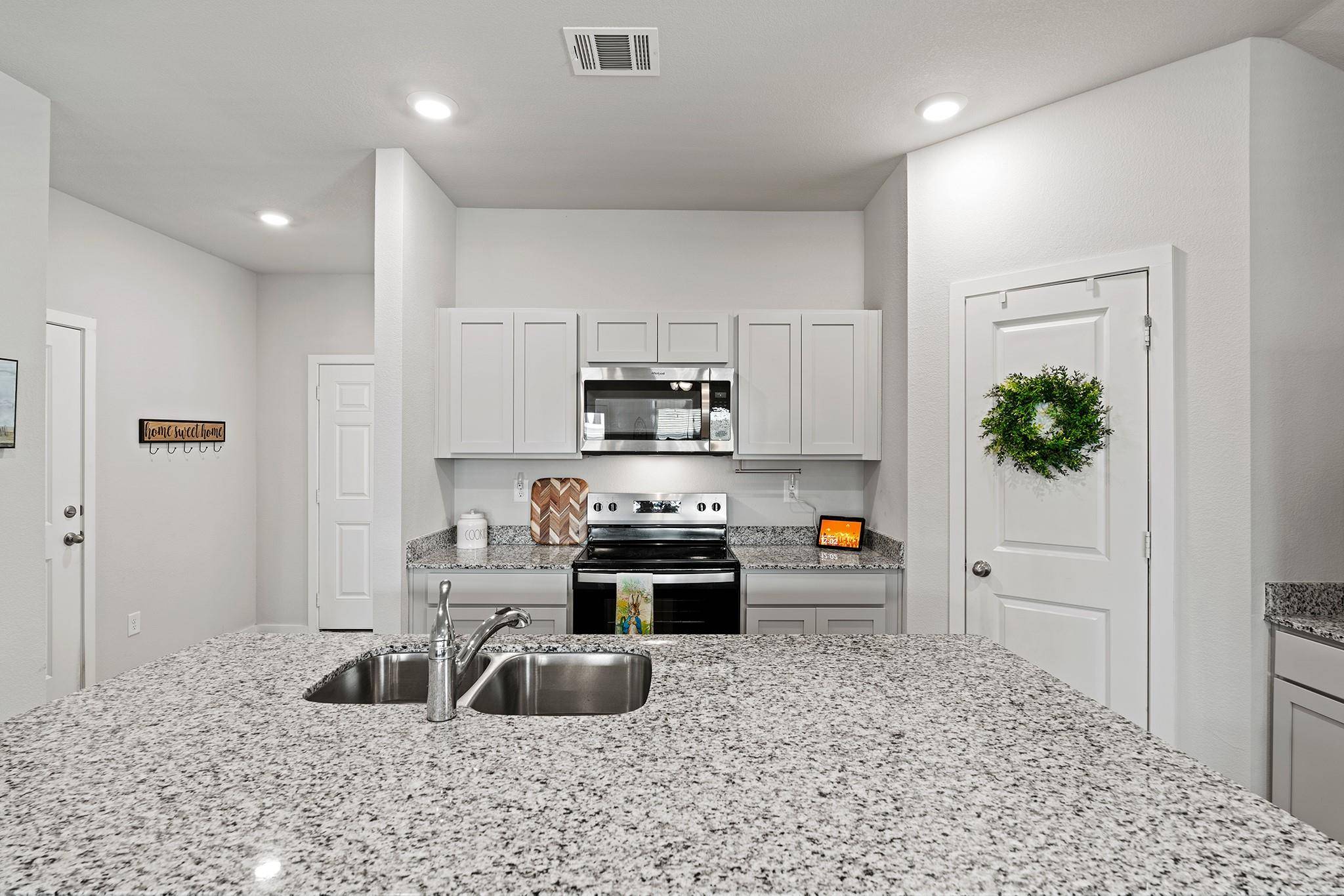 405 Perry PL, Rockdale, TX 76567