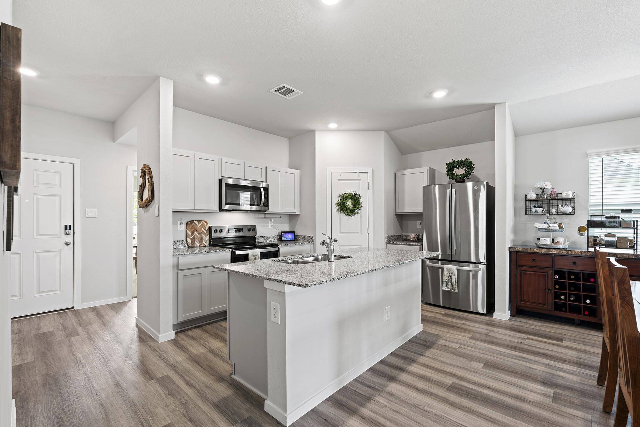 405 Perry PL, Rockdale, TX 76567
