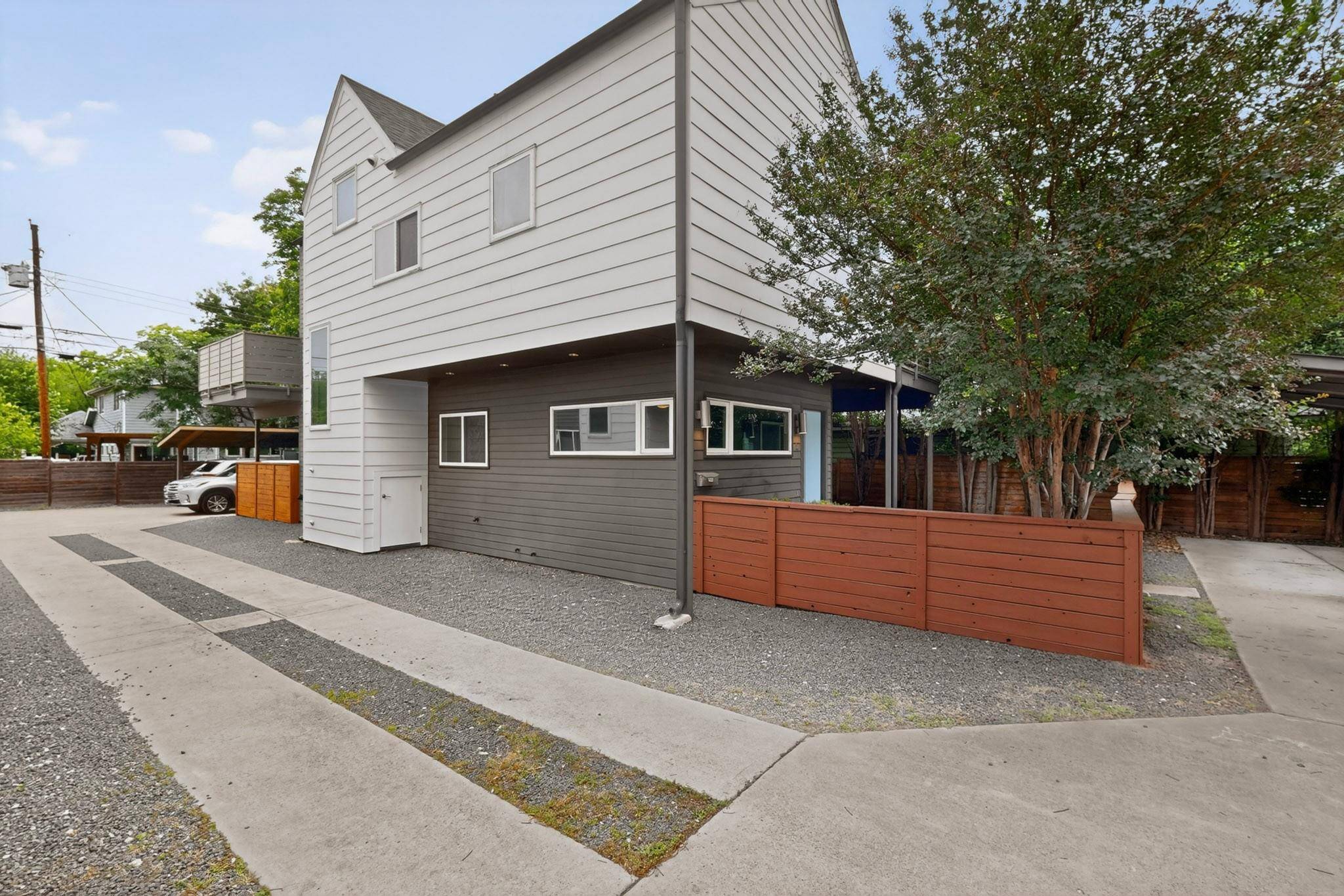 400 W 51 ST #A, Austin, TX 78751