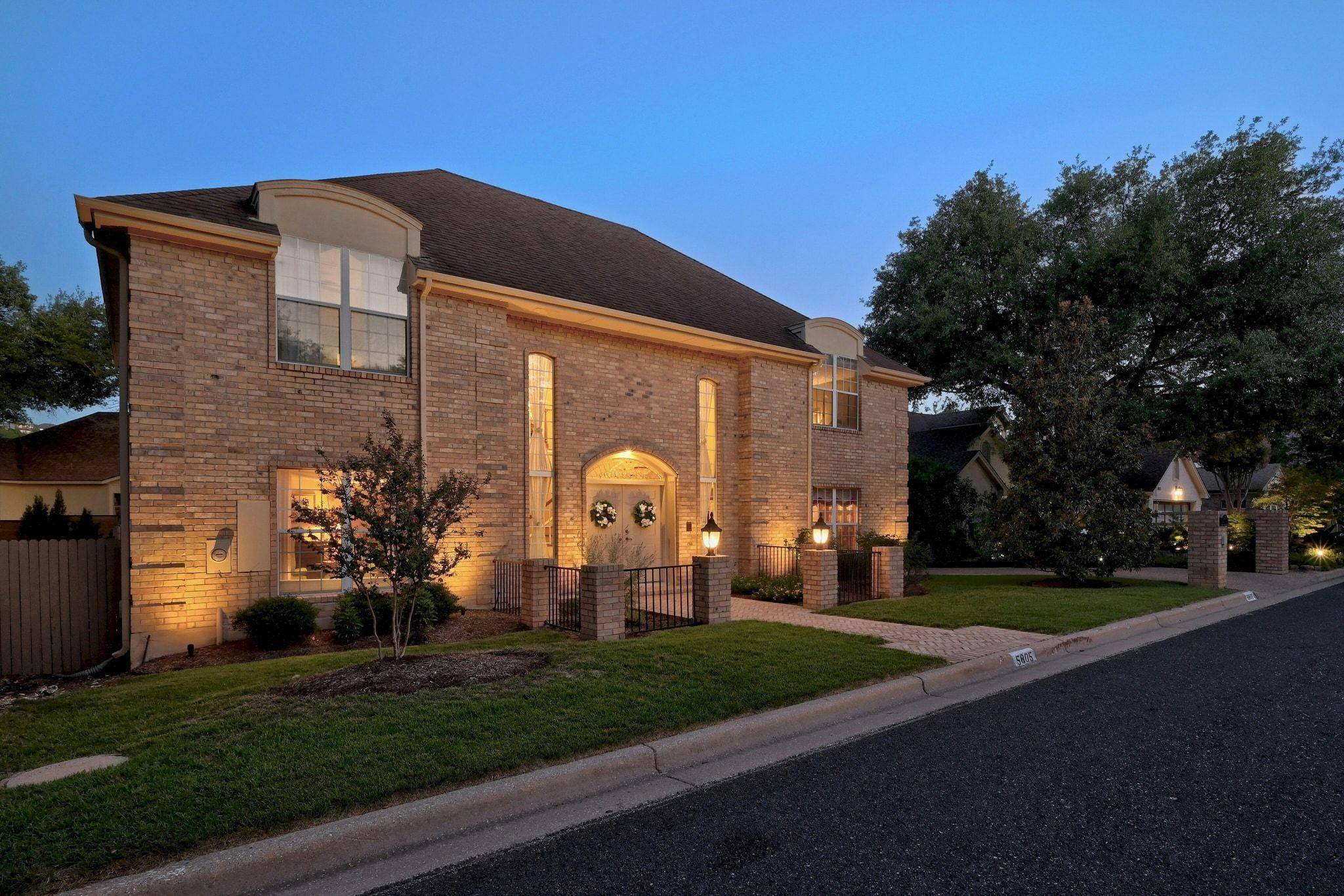 5805 Tom Wooten DR, Austin, TX 78731