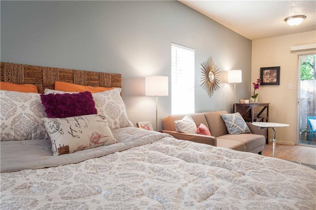 4209 Avenue B Ave #102, Austin, TX 78751