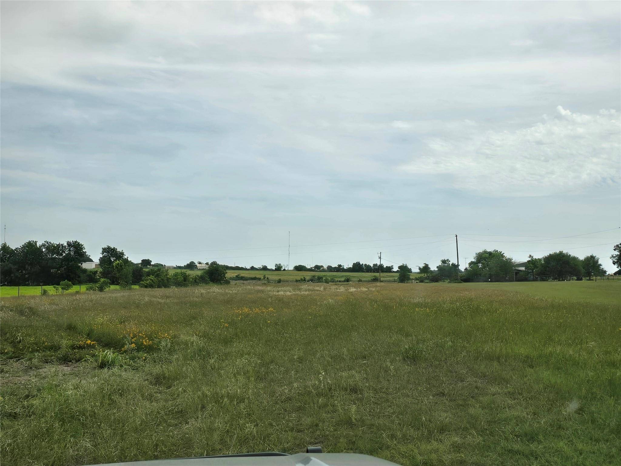 1401 CR 144, Jarrell, TX 76537