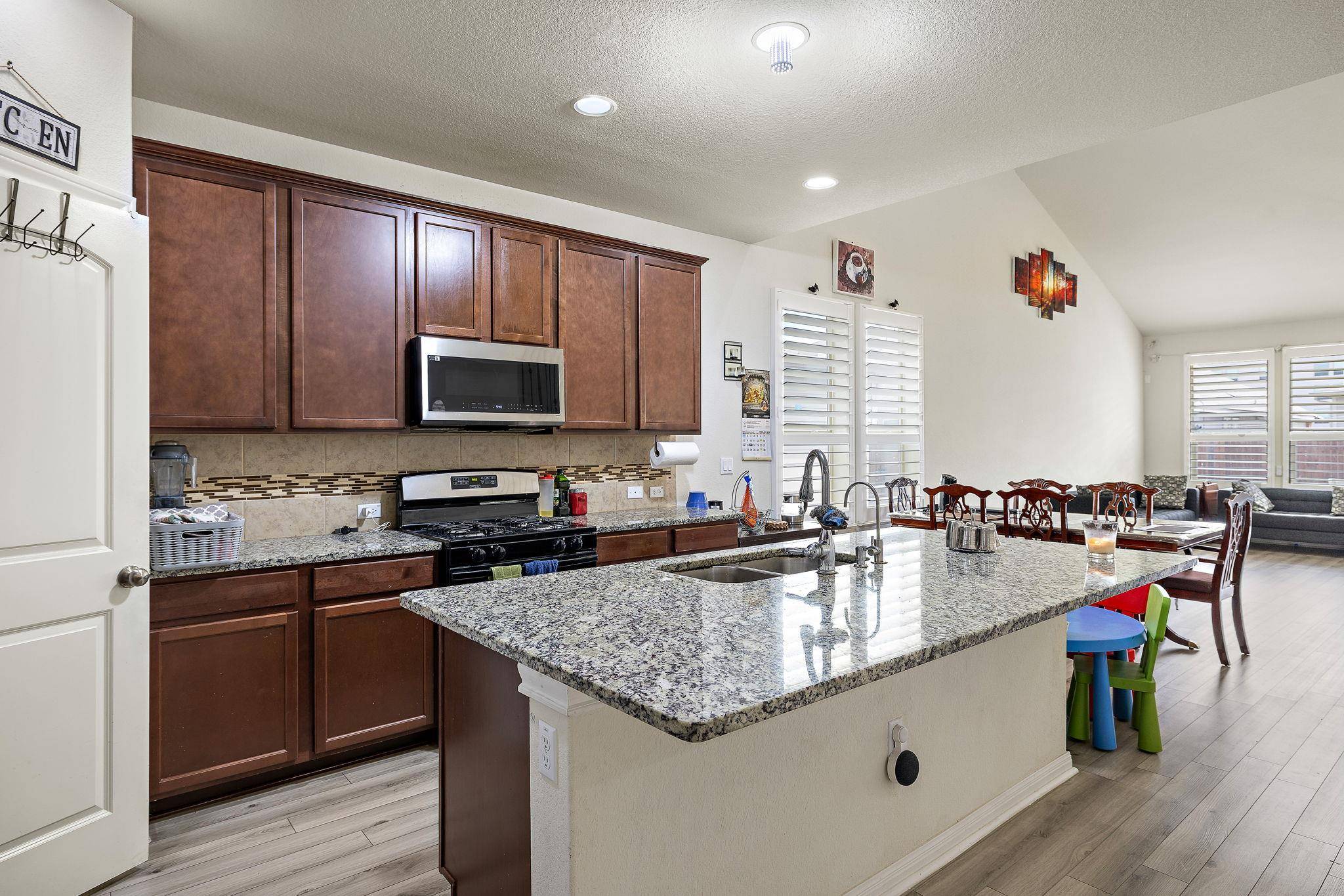9807 Quercia DR, Austin, TX 78717