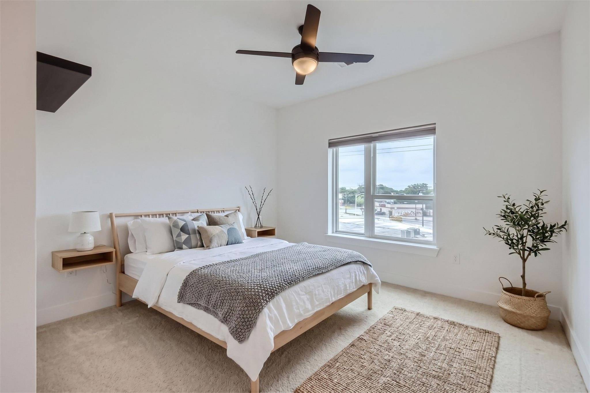 2220 Webberville RD #302, Austin, TX 78702