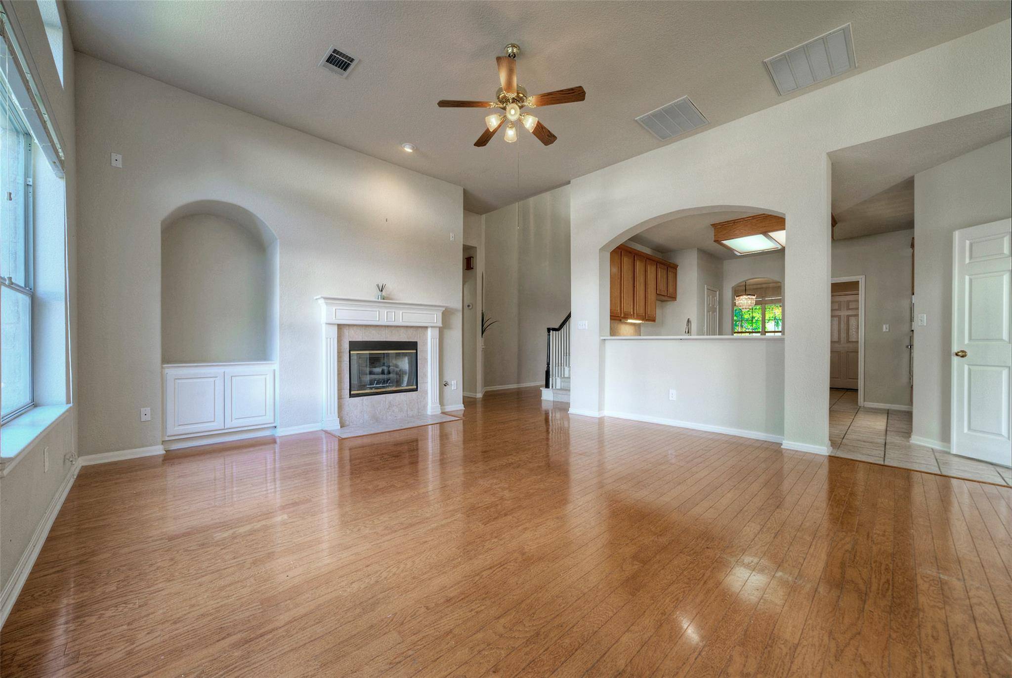 2616 Henley DR, Round Rock, TX 78681