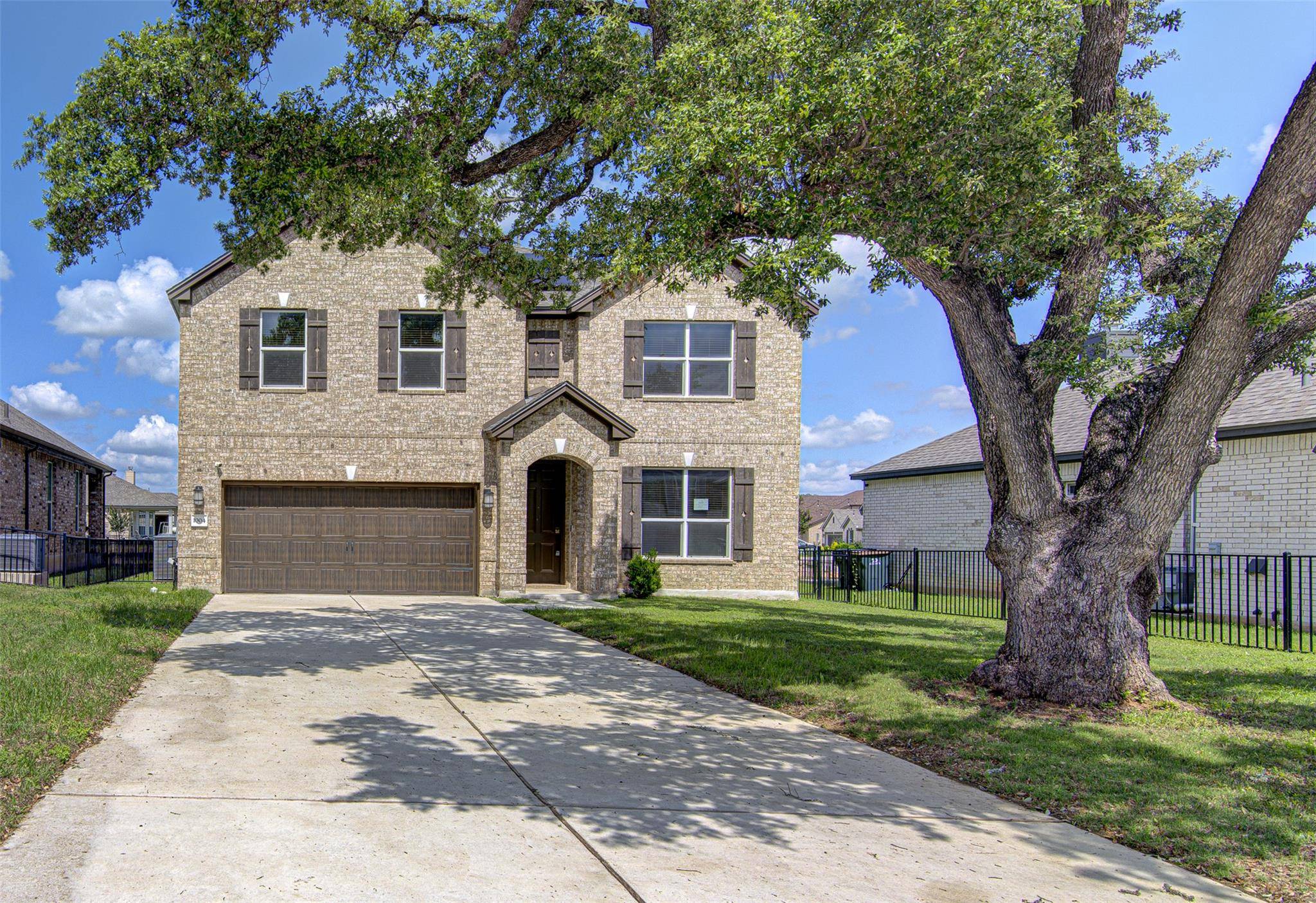 1004 Desaix DR, Georgetown, TX 78628