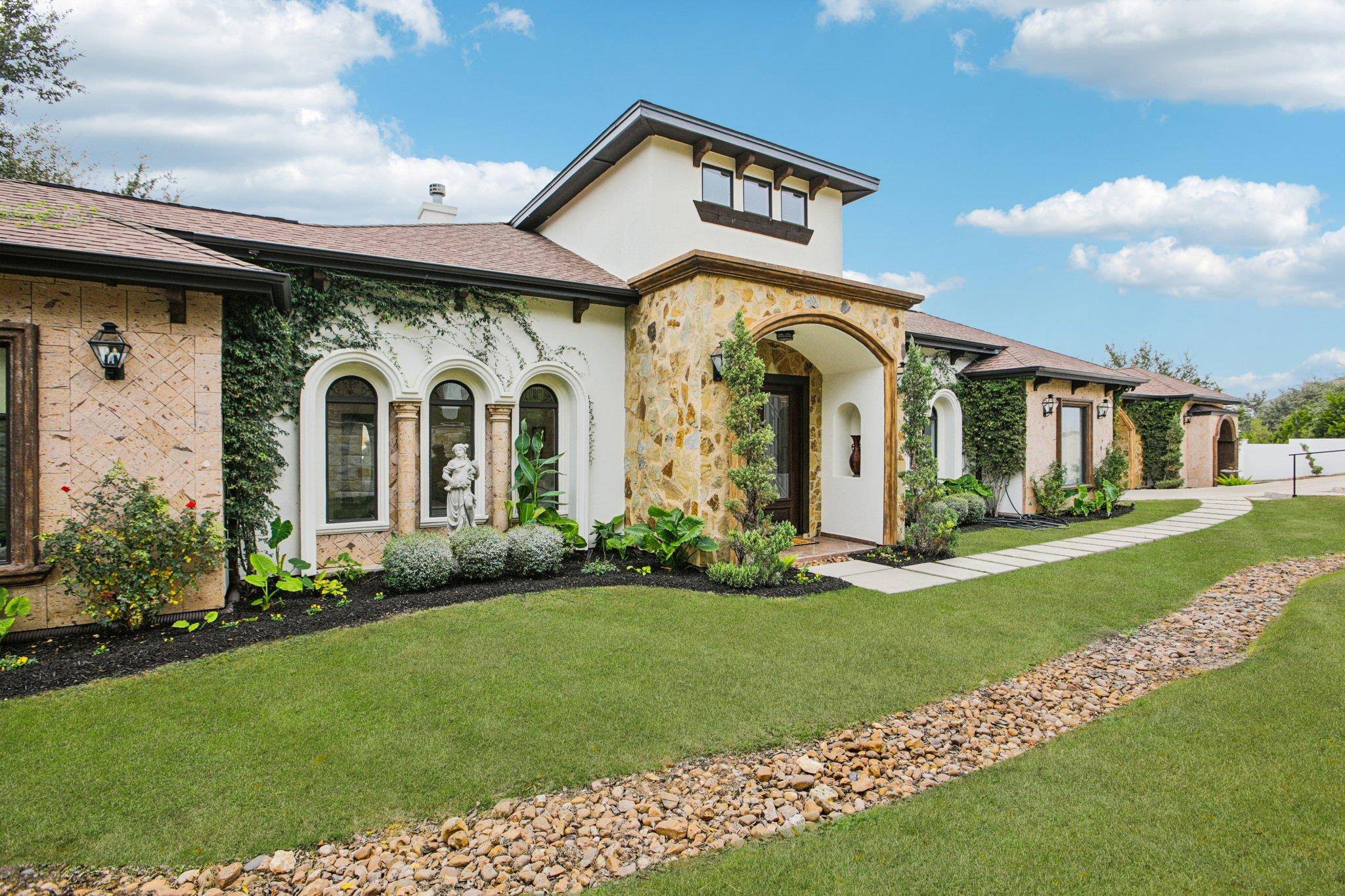 5005 McIntyre CIR, Austin, TX 78734