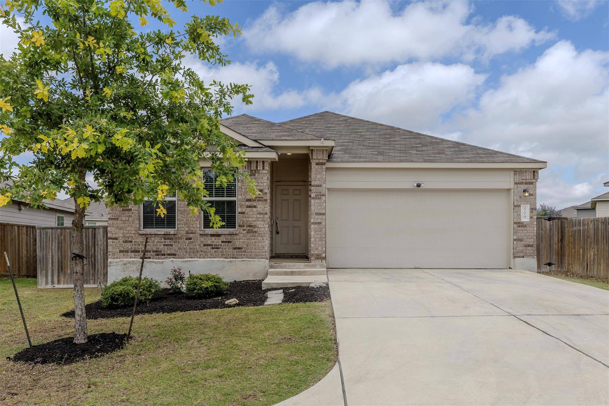 509 Callisto CT, Jarrell, TX 76537
