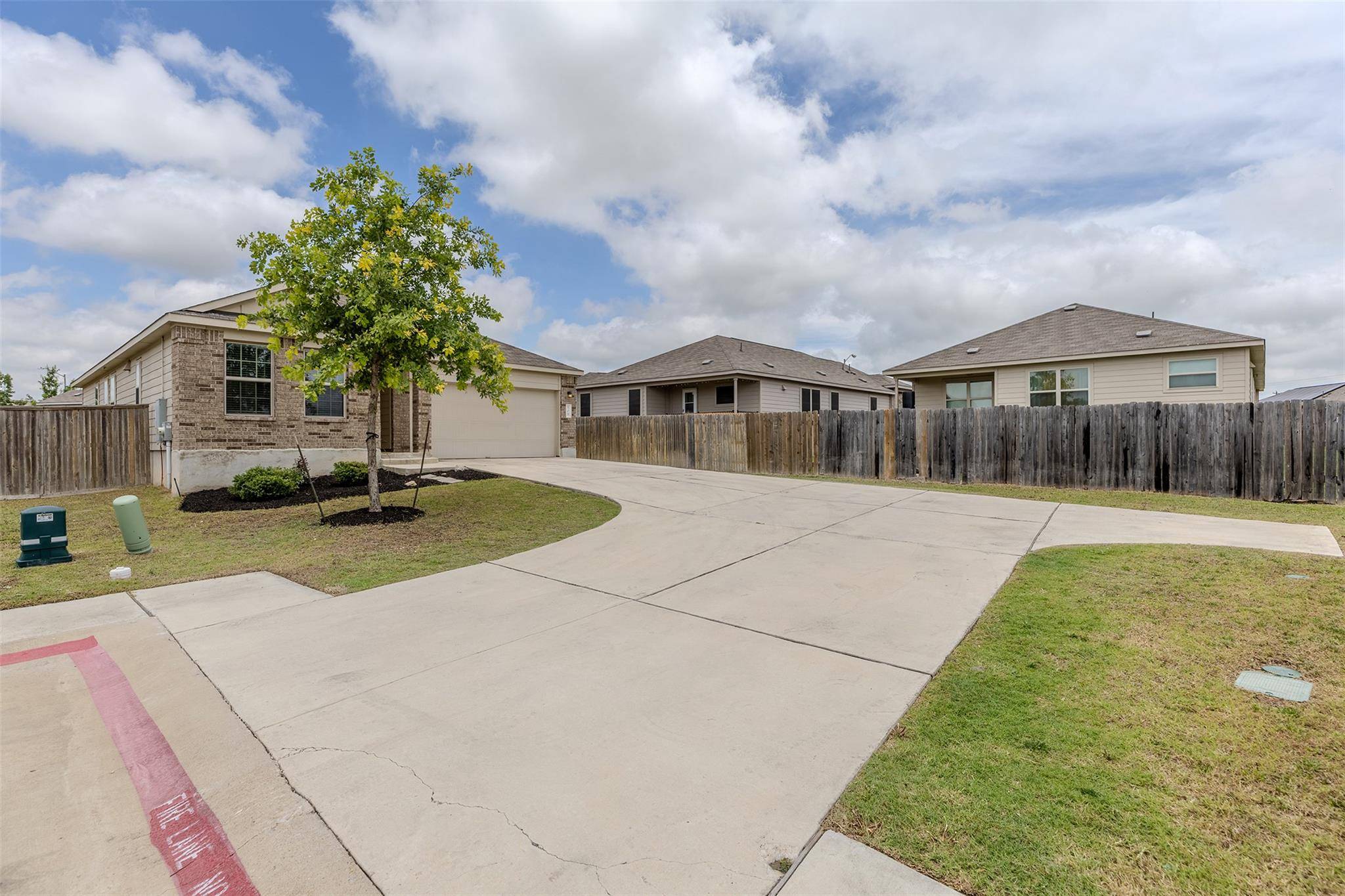 509 Callisto CT, Jarrell, TX 76537