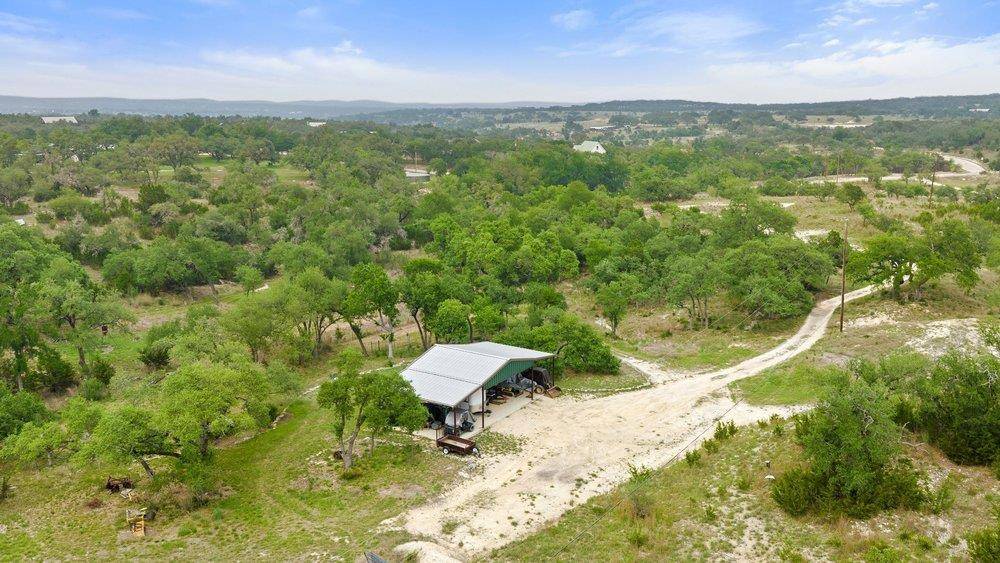 1850 Pursley RD, Dripping Springs, TX 78620
