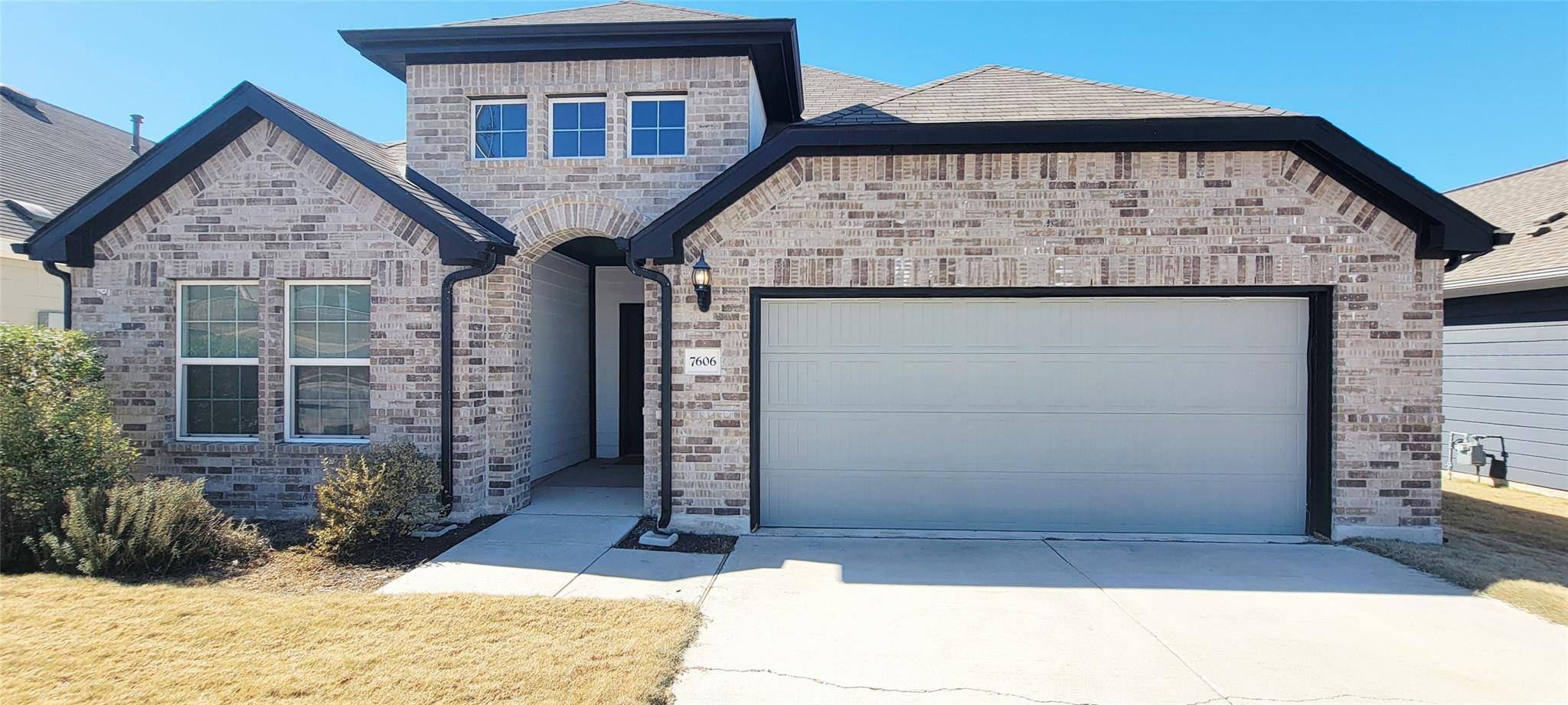 7606 Pewter Luster BND, Del Valle, TX 78617