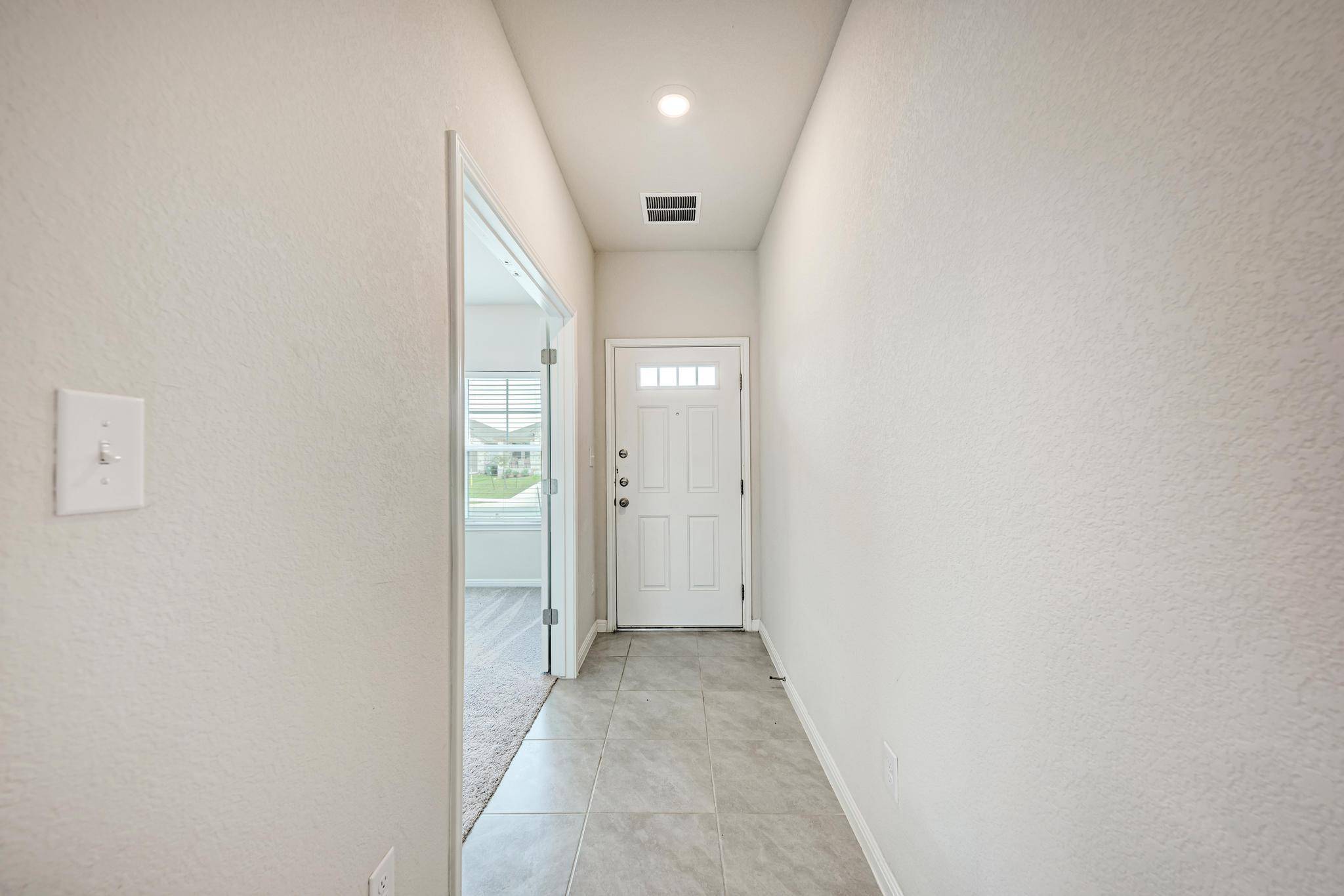 1019 Round Bale RD, Hutto, TX 78634