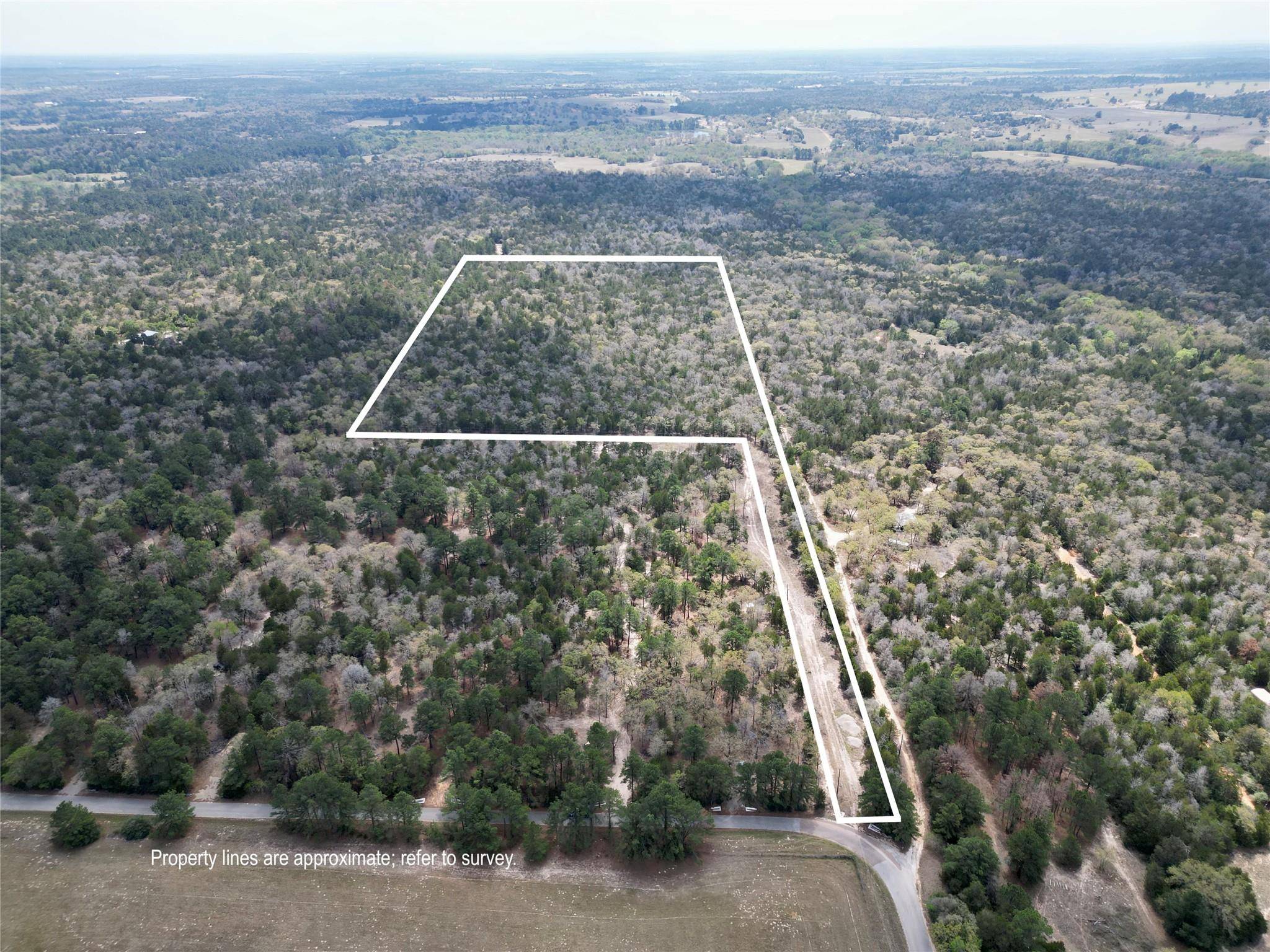 797 Marlin ST, Mcdade, TX 78650
