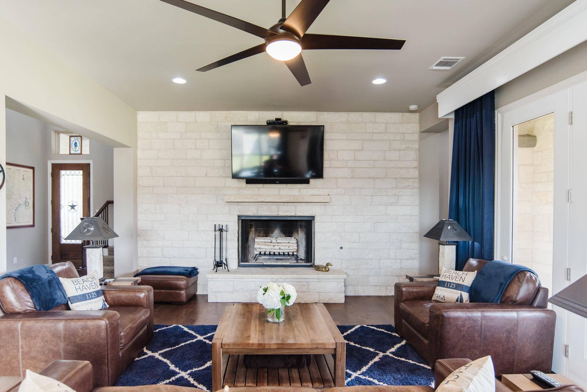 448 Seawind, Lakeway, TX 78734