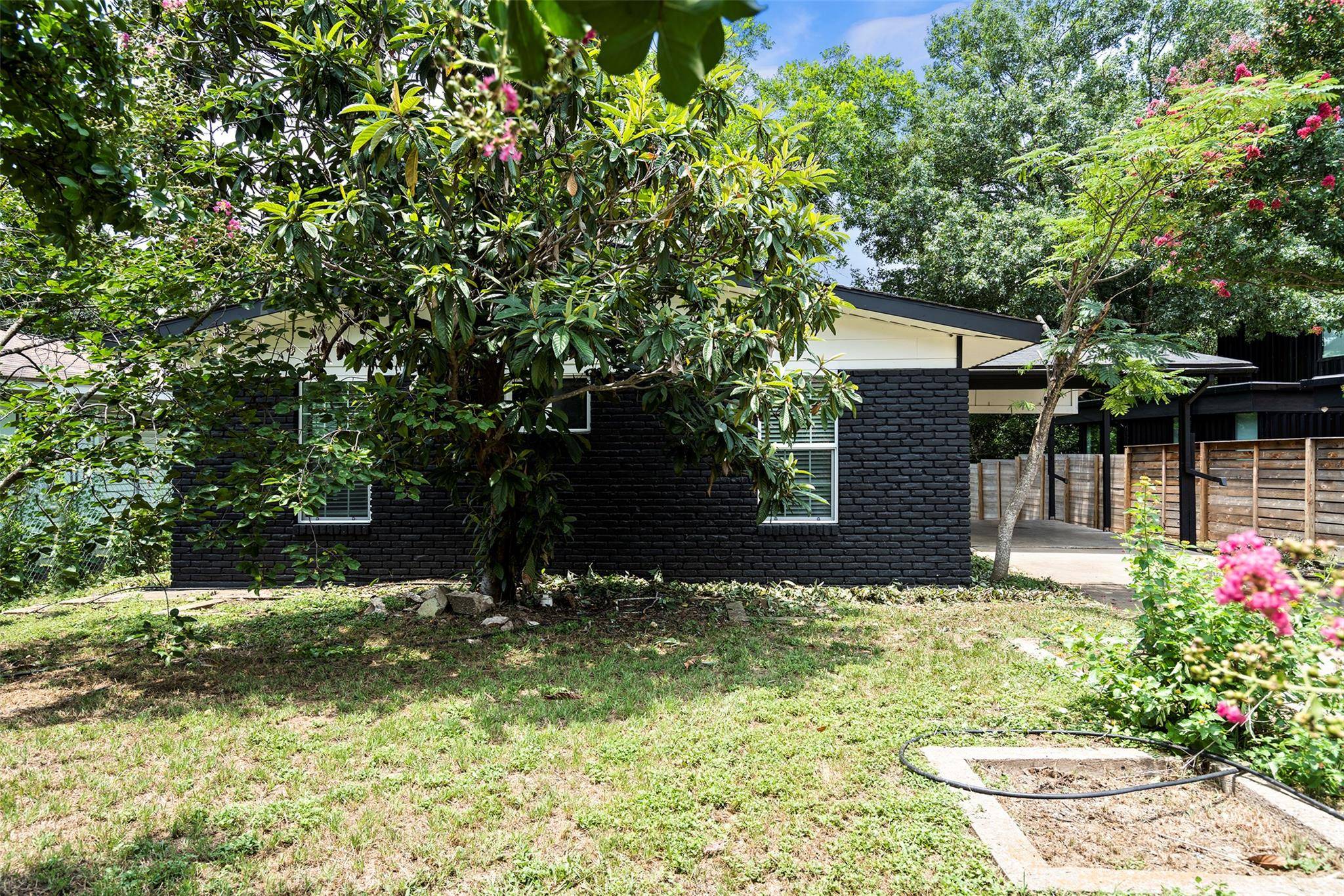 3002 Brinwood Ave, Austin, TX 78704