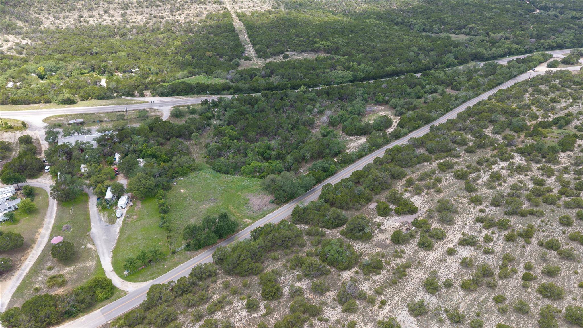 424 Spoke Hollow RD, Wimberley, TX 78676