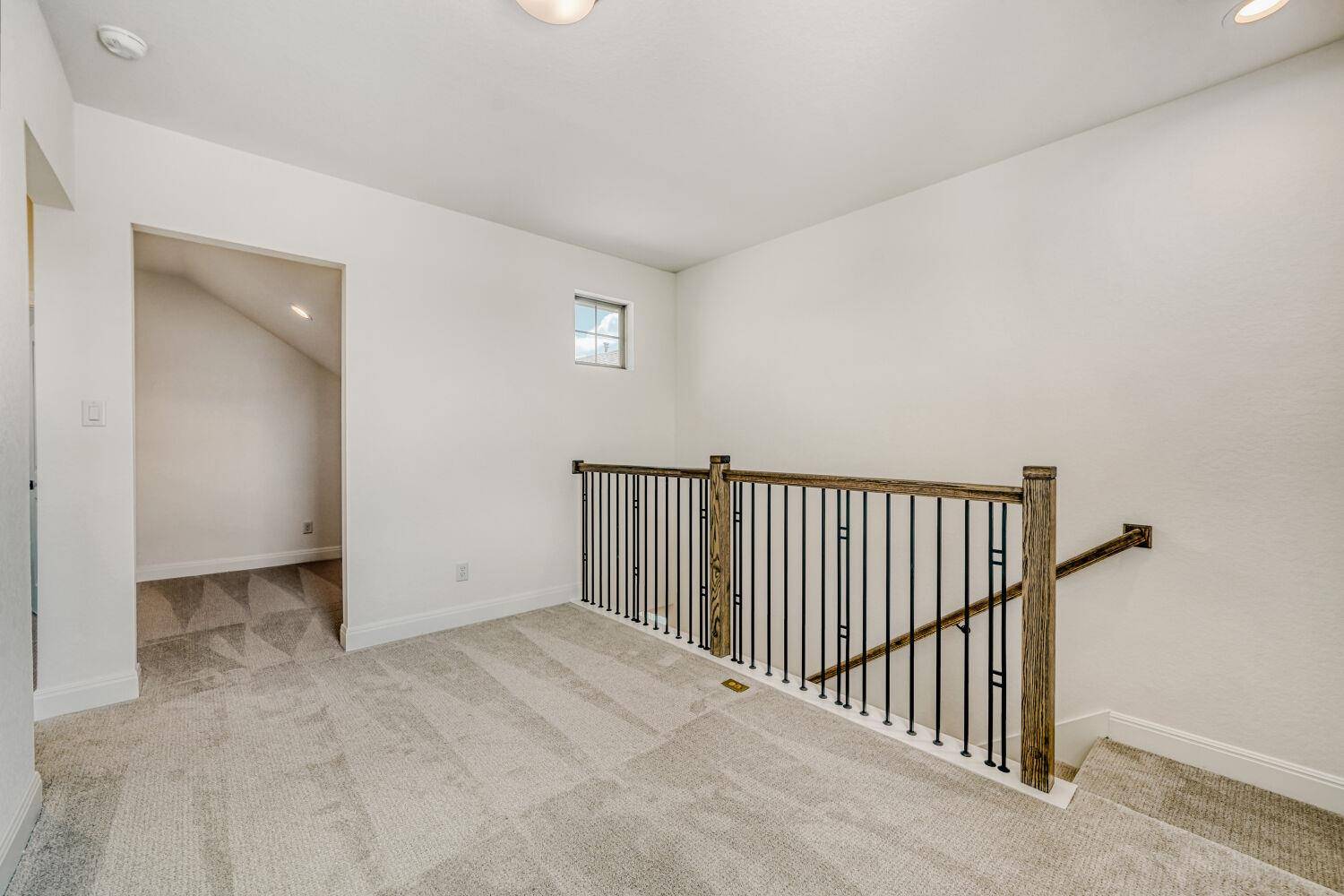 448 Burlington DR, Buda, TX 78610