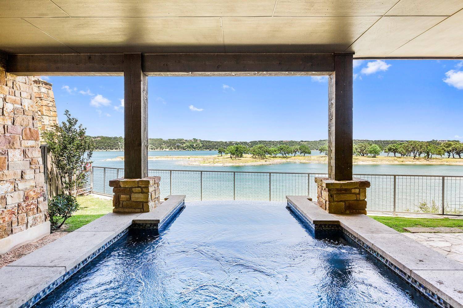 2217 Seabiscuit CV #113, Spicewood, TX 78669