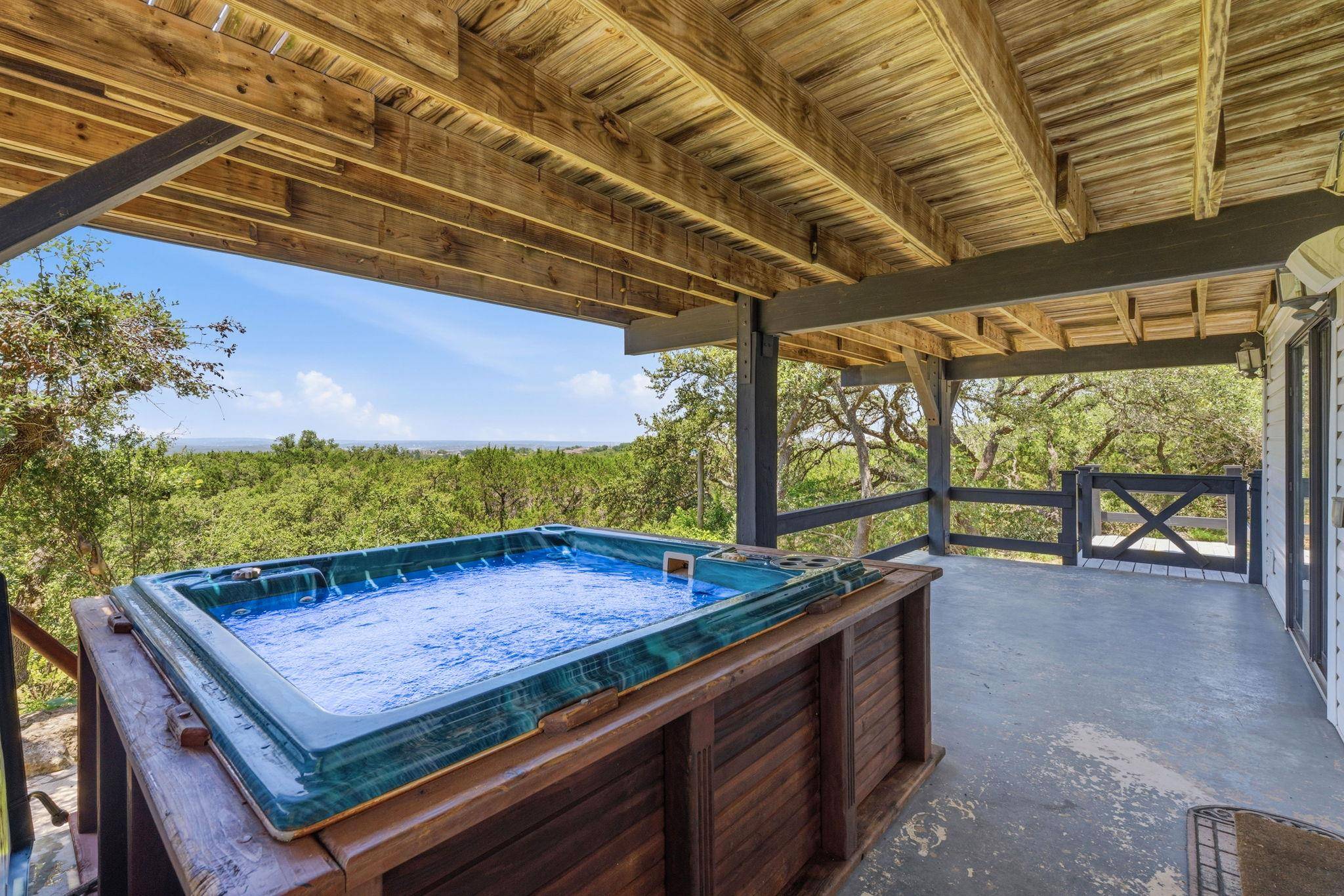 1203 Lakefield, Canyon Lake, TX 78133