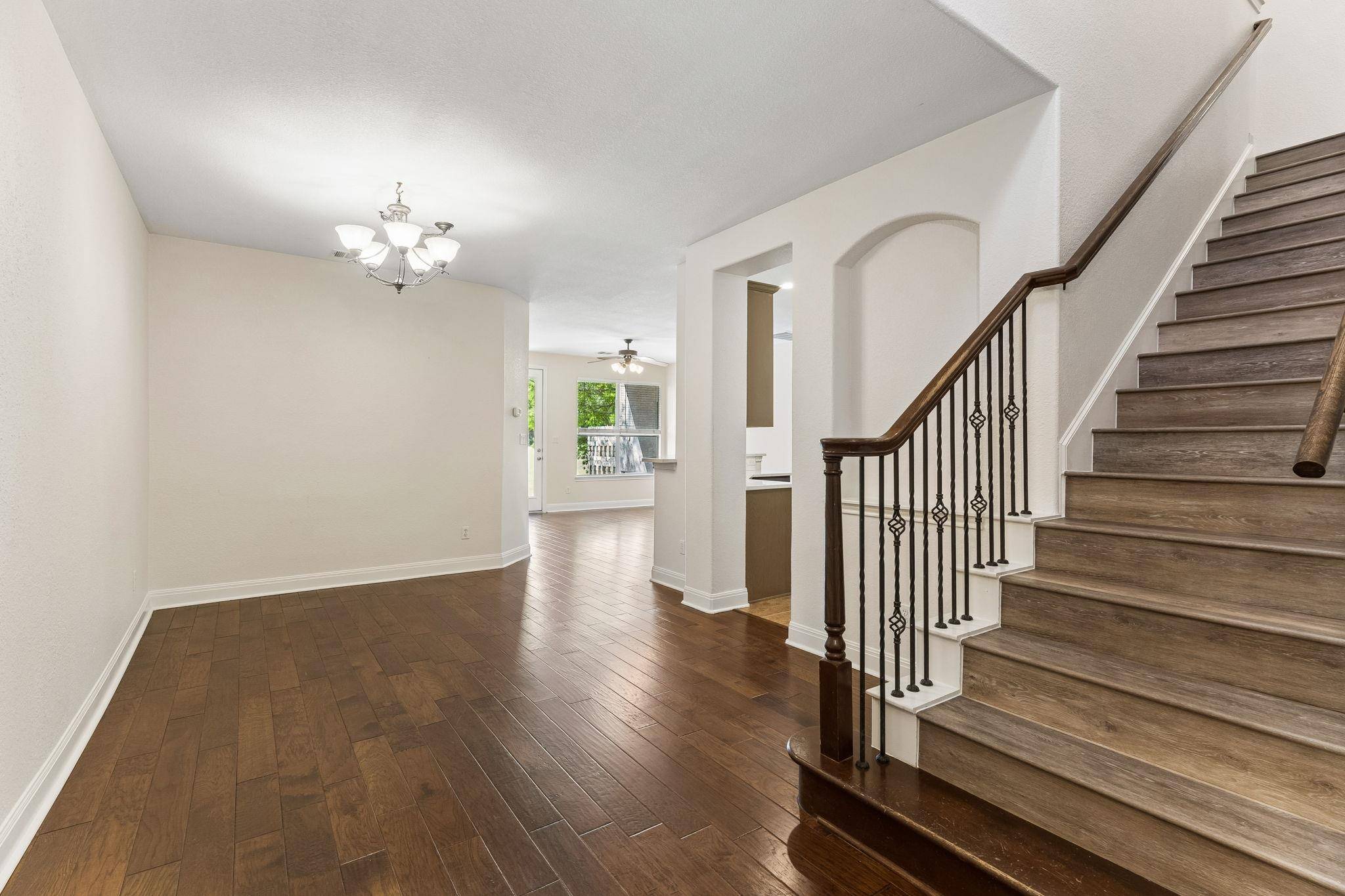 114 Aria RDG #802, Lakeway, TX 78738