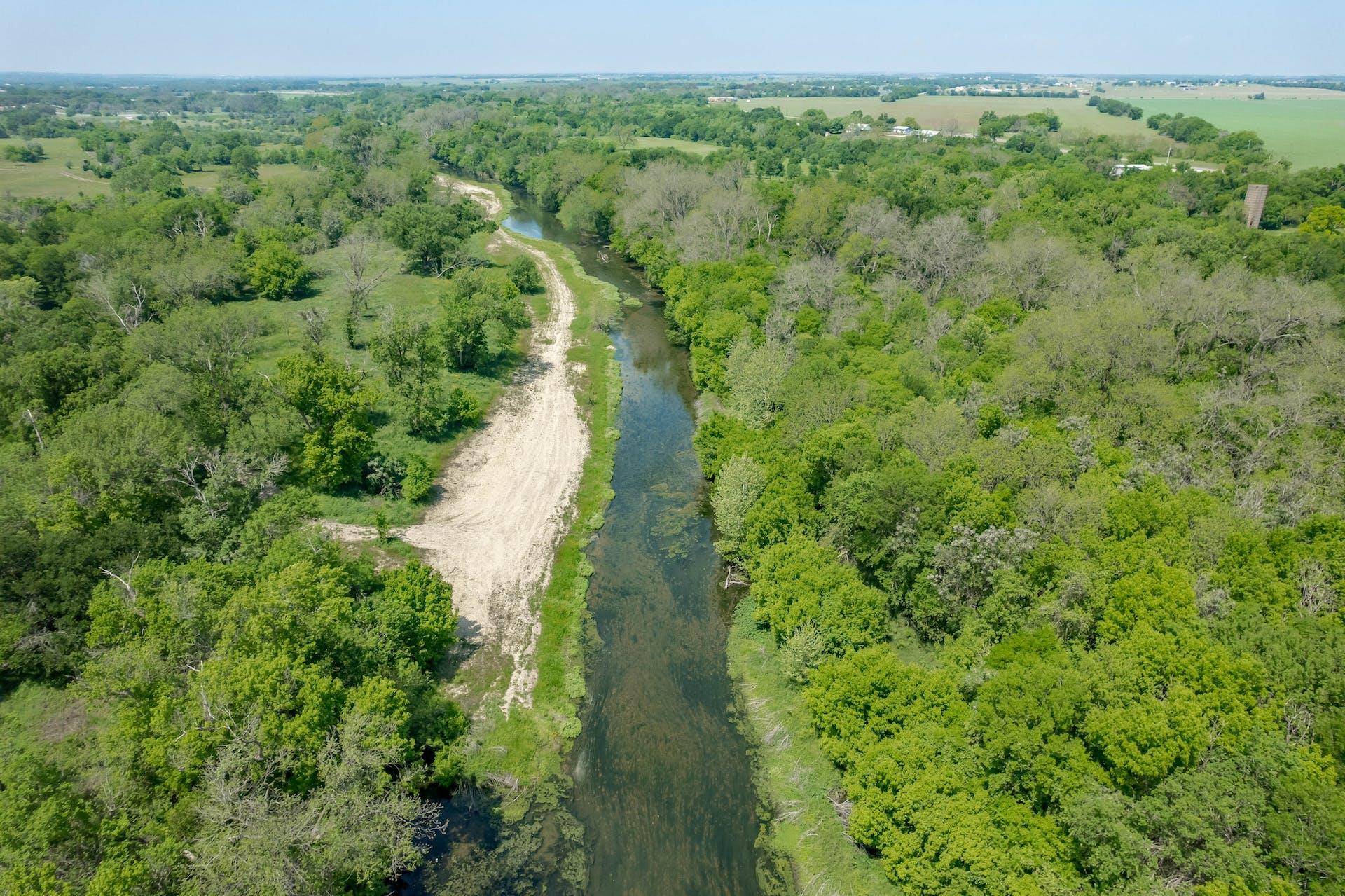 194 Gabriel Meadows DR, Hutto, TX 78634