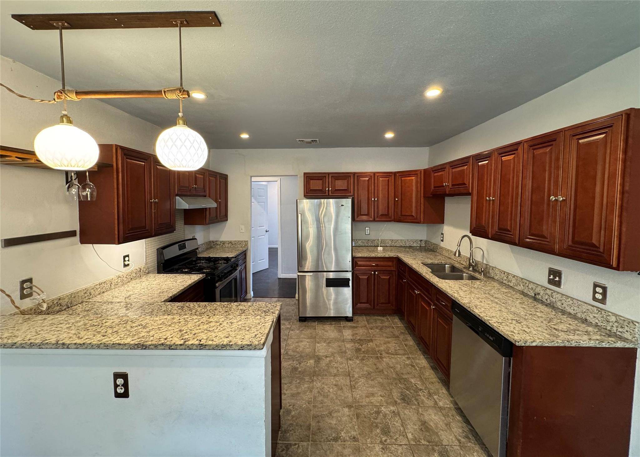 1402 Mardell ST, San Antonio, TX 78201