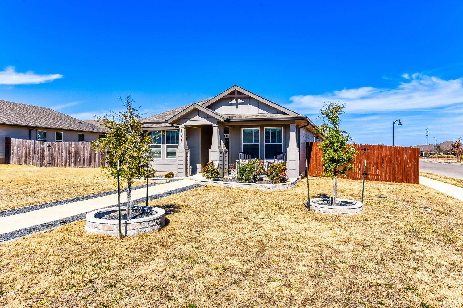 1005 Main ST, Hutto, TX 78634