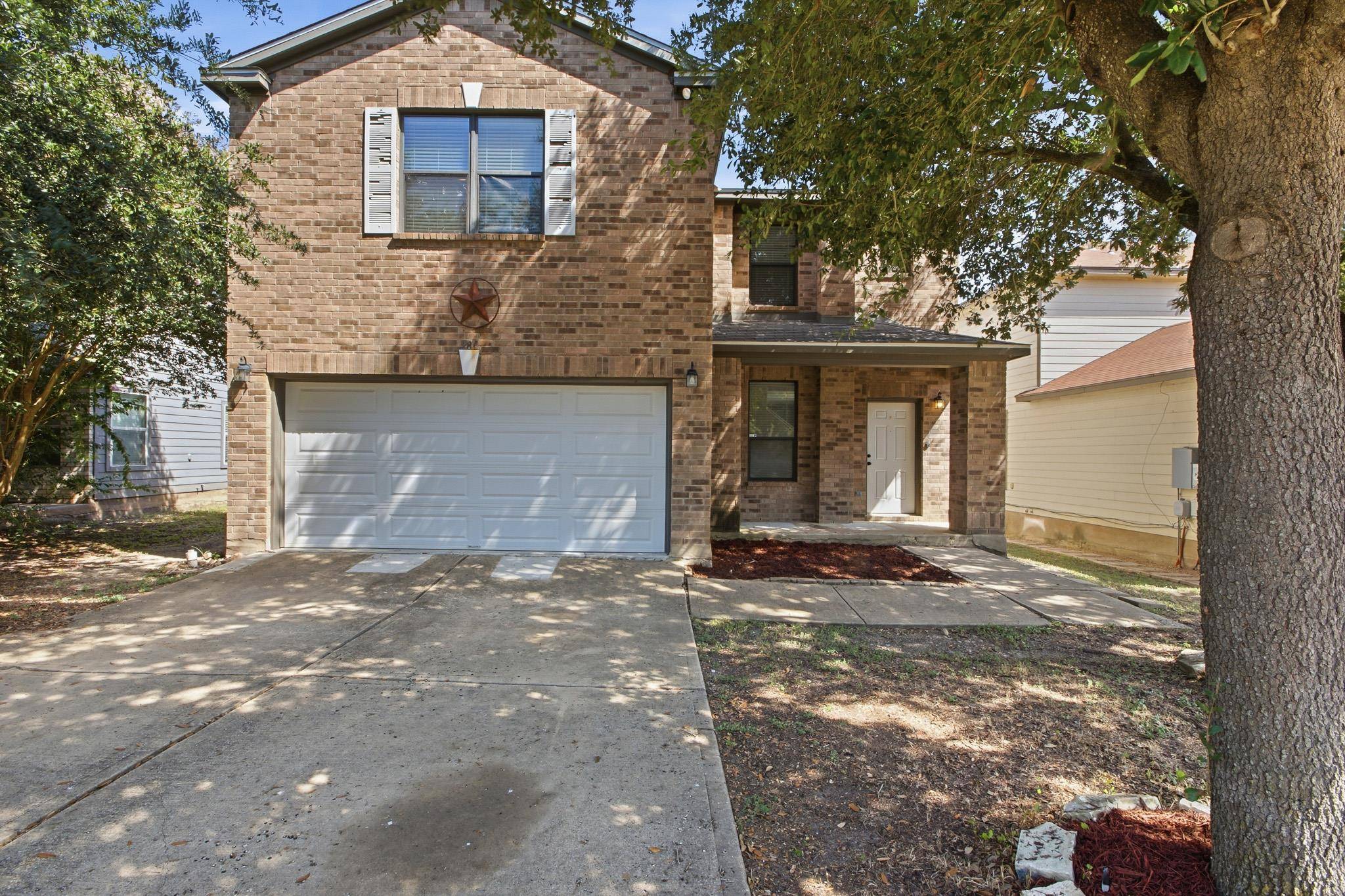 280 Cordero DR, San Marcos, TX 78666