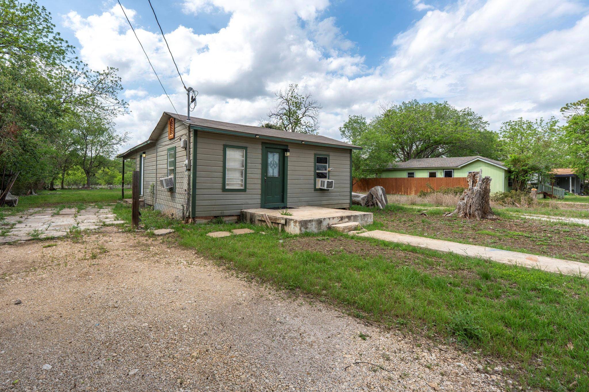 1130 Gravel ST, San Marcos, TX 78666