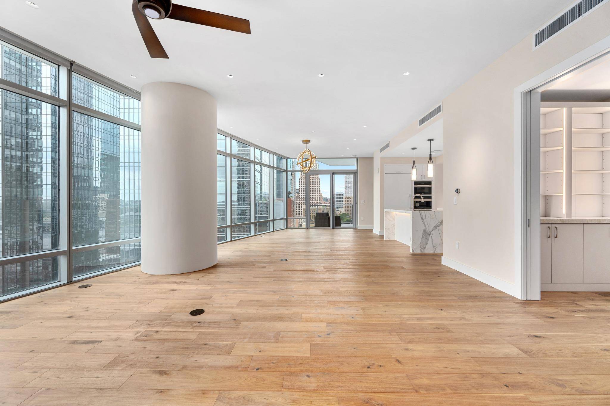 200 Congress Ave #15E, Austin, TX 78701