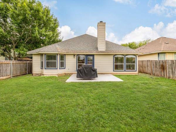 536 W Metcalfe ST, Hutto, TX 78634