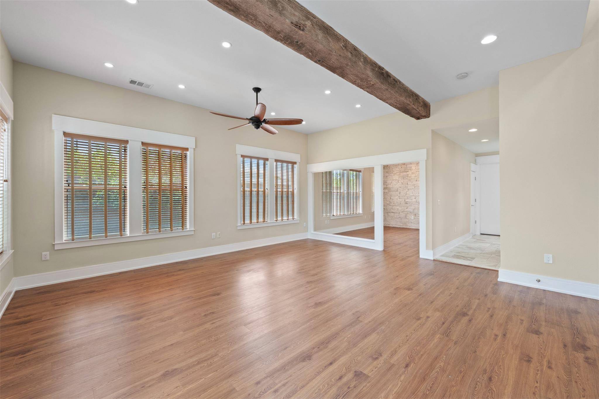 1206 Hart ST, Georgetown, TX 78626
