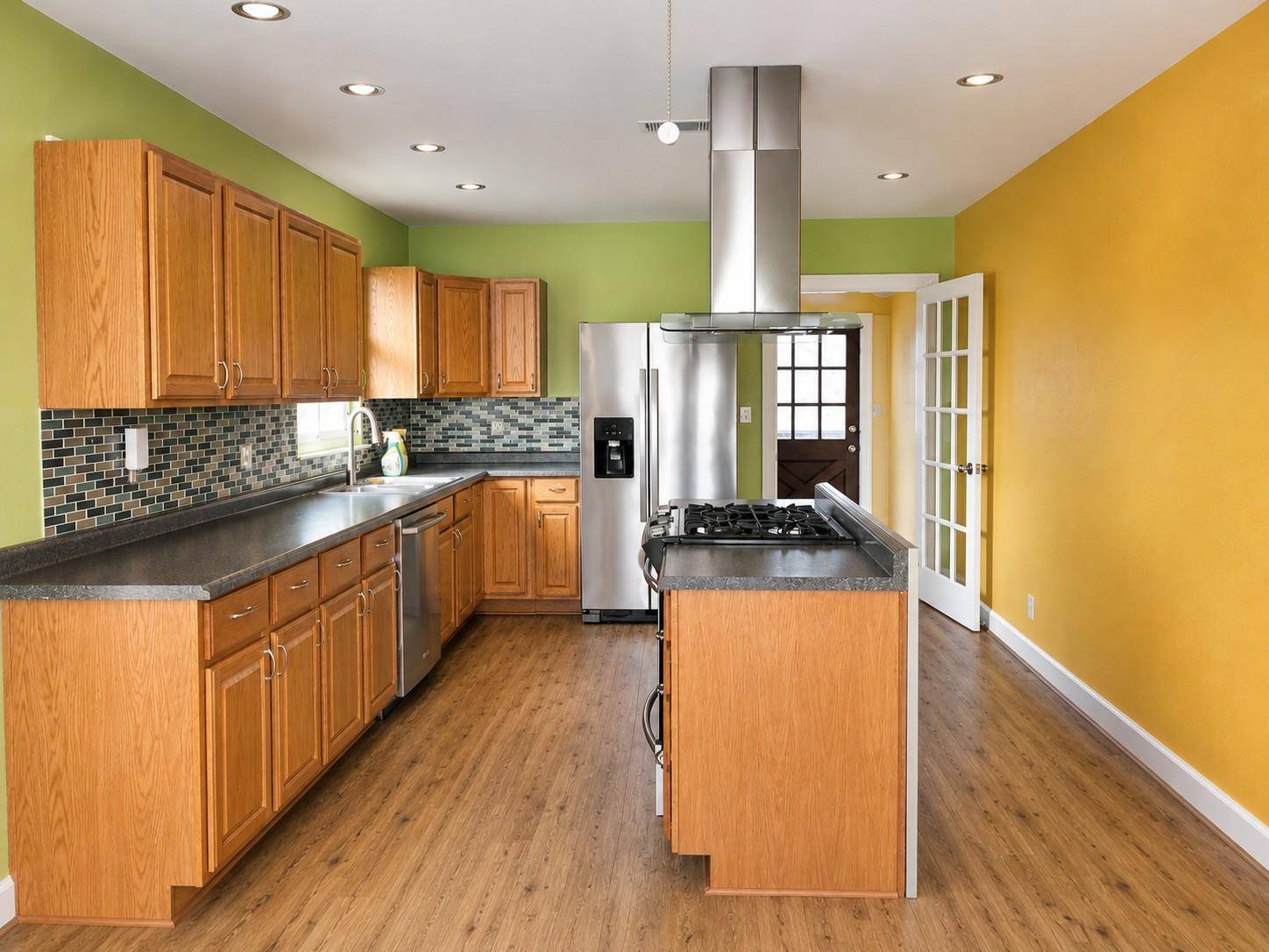 1106 Austin ST, Bastrop, TX 78602
