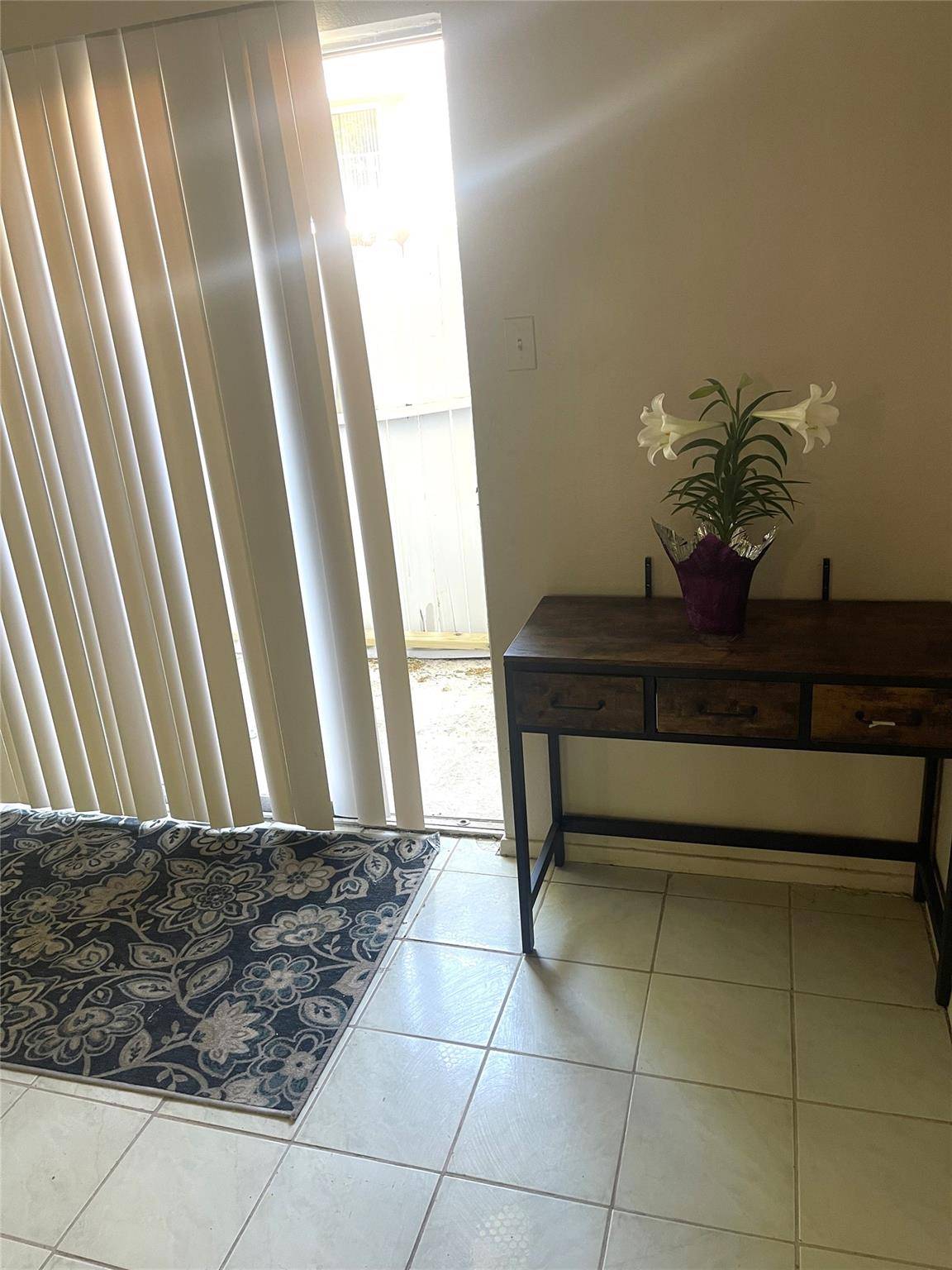 1902 West Loop LOOP #A-1, Austin, TX 78758