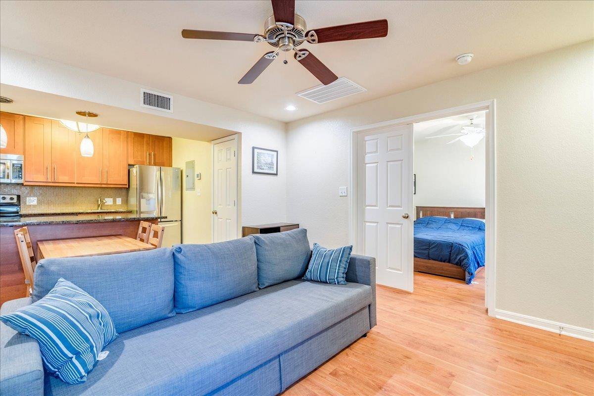 7685 Northcross DR #521, Austin, TX 78757