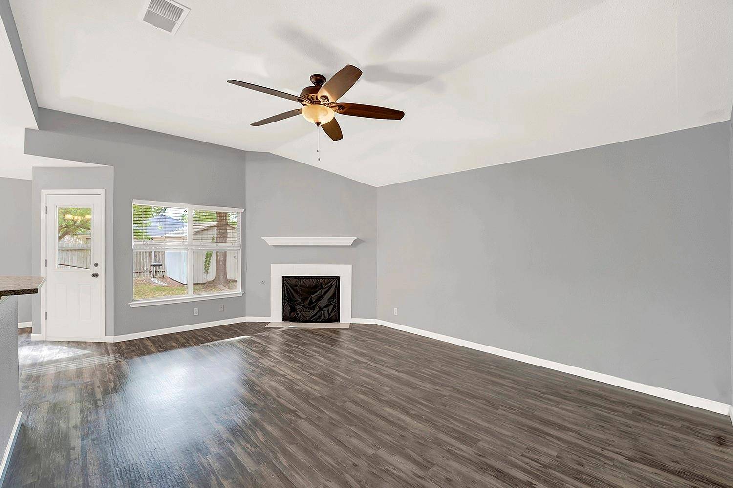 140 Riley CV, Kyle, TX 78640