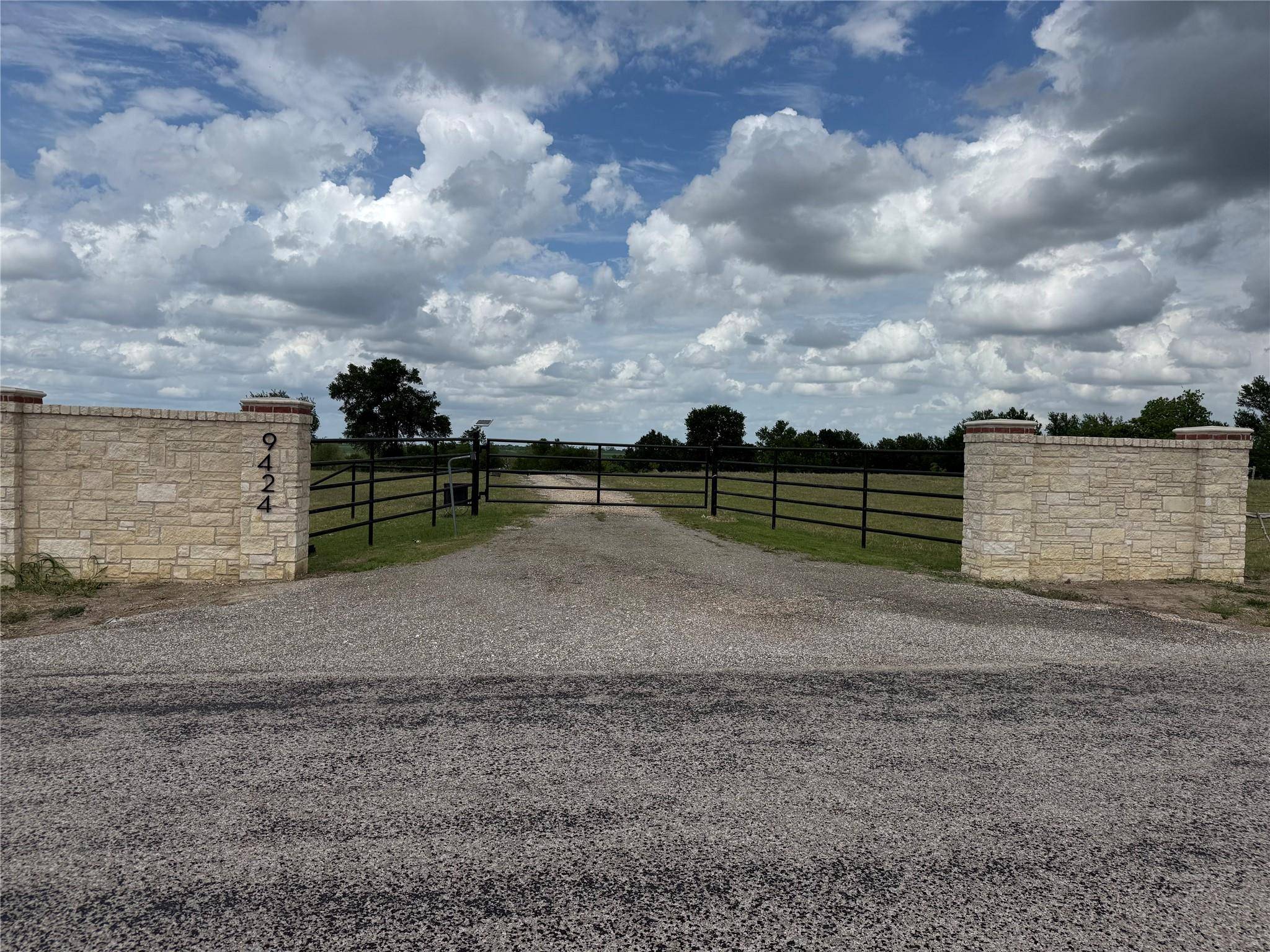 Address not disclosed, Holland, TX 76534