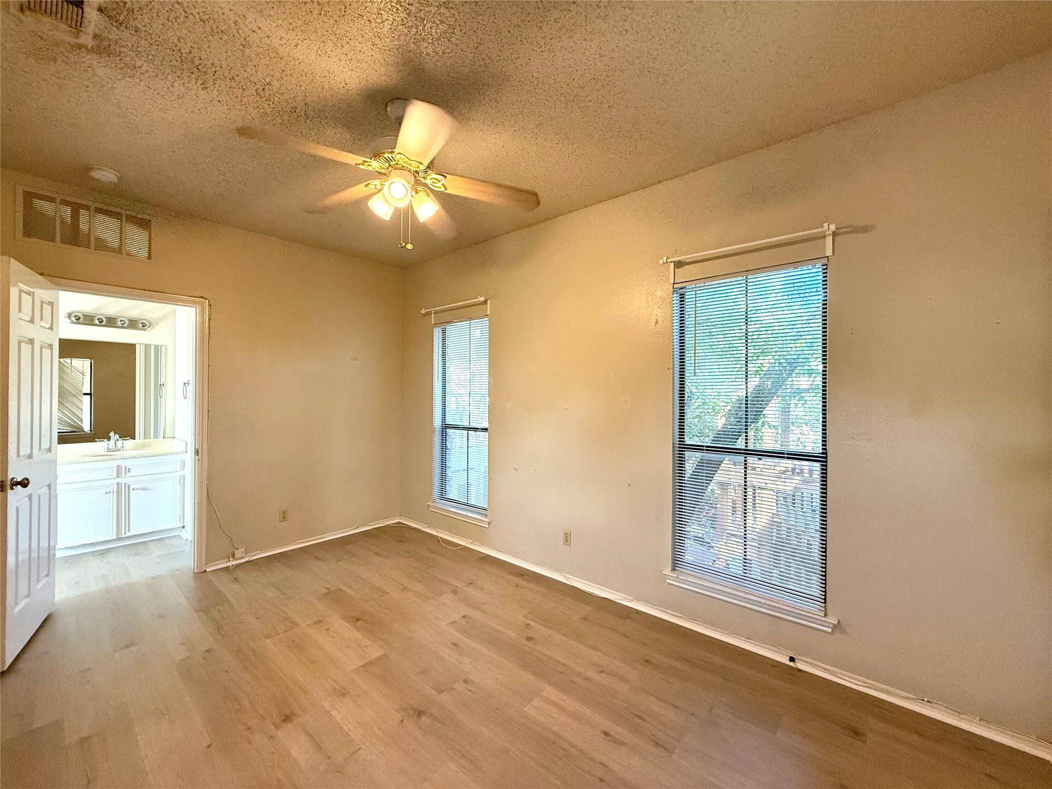 4401 Speedway #305, Austin, TX 78751