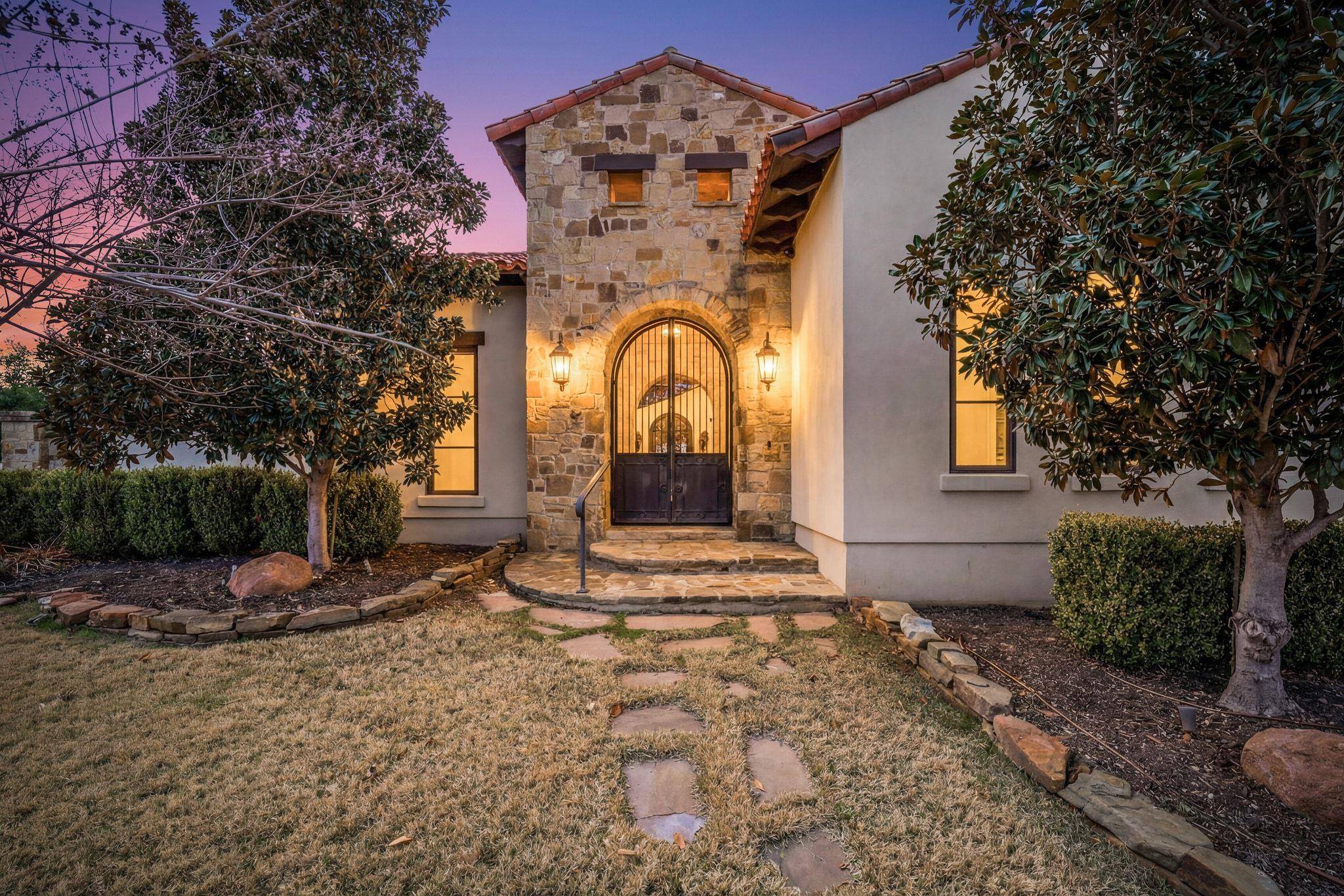 444 La Serena LOOP, Horseshoe Bay, TX 78657