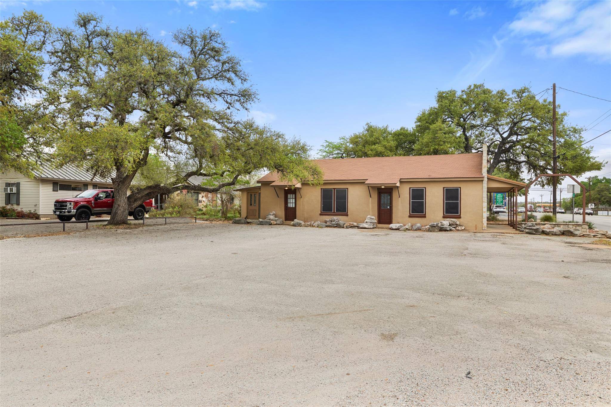 807 Main ST, Blanco, TX 78606