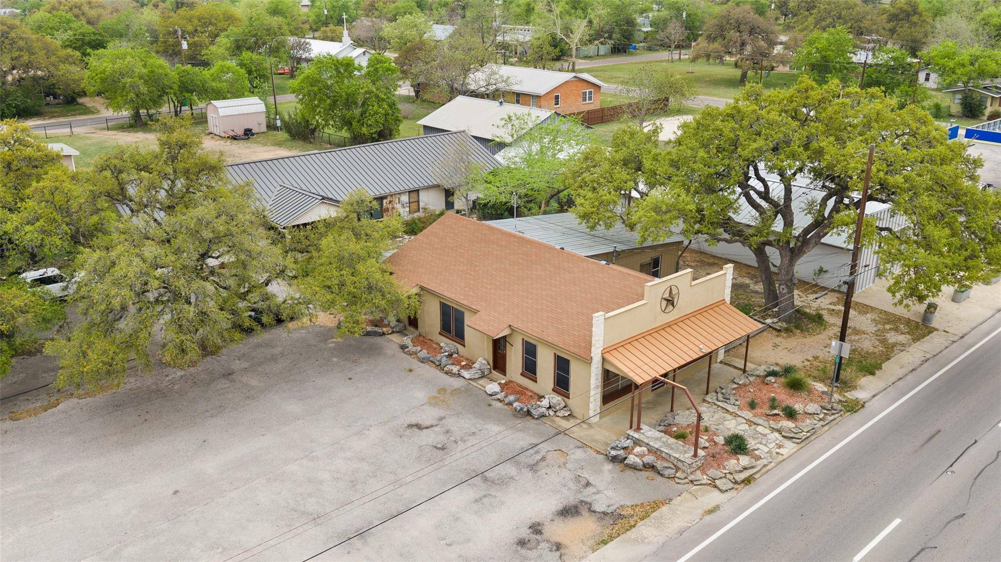 807 Main ST, Blanco, TX 78606