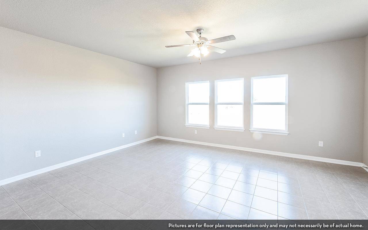 217 Lina WAY, Seguin, TX 78155