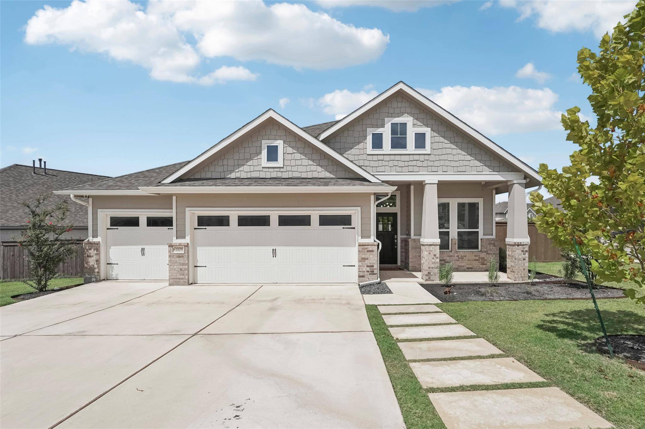 1108 Sweetspire ST, Leander, TX 78641