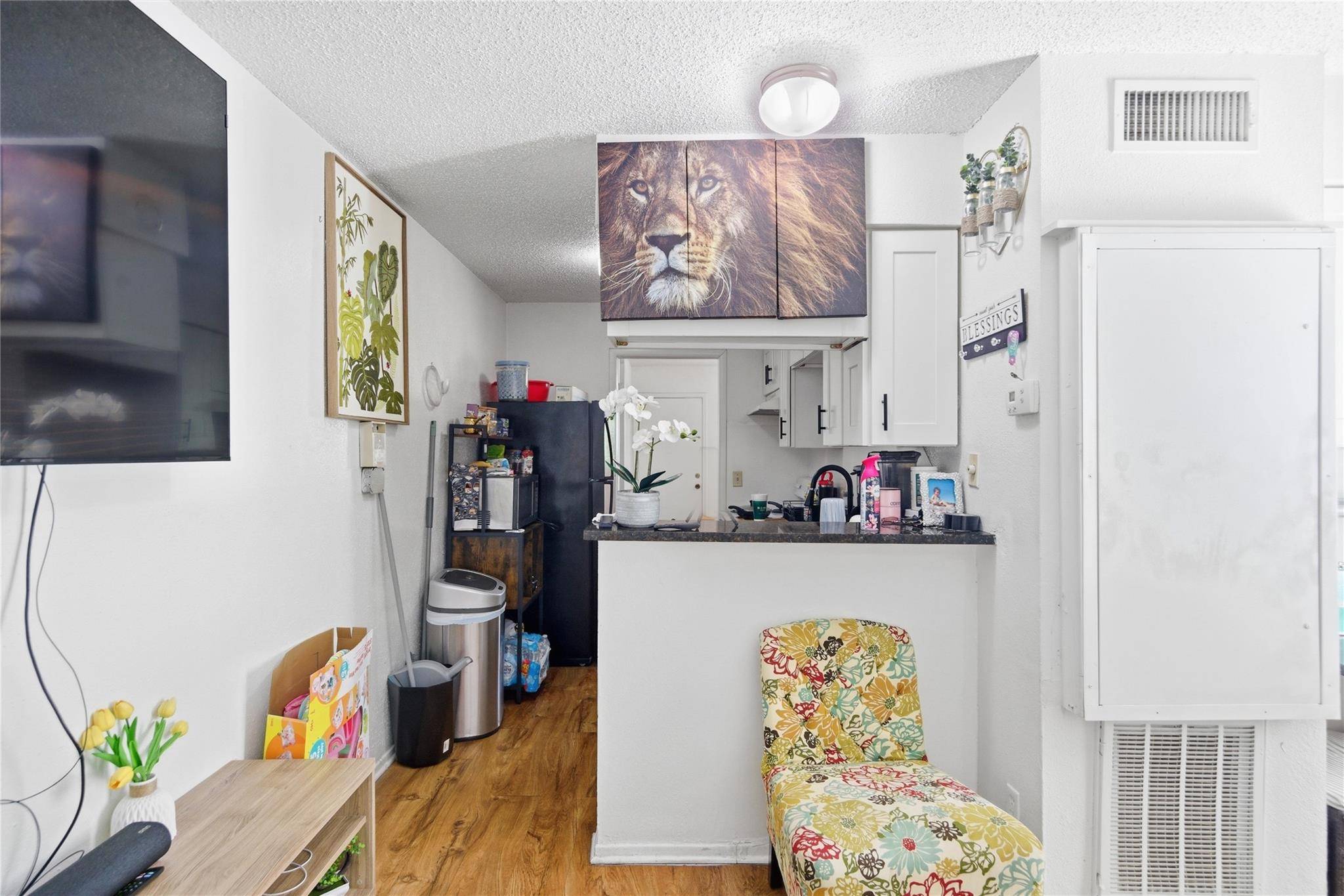 2801 Hemphill PARK #A201, Austin, TX 78705