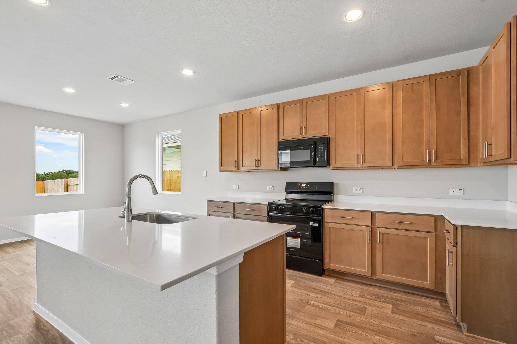 421 Rear Boot WAY, Liberty Hill, TX 78642
