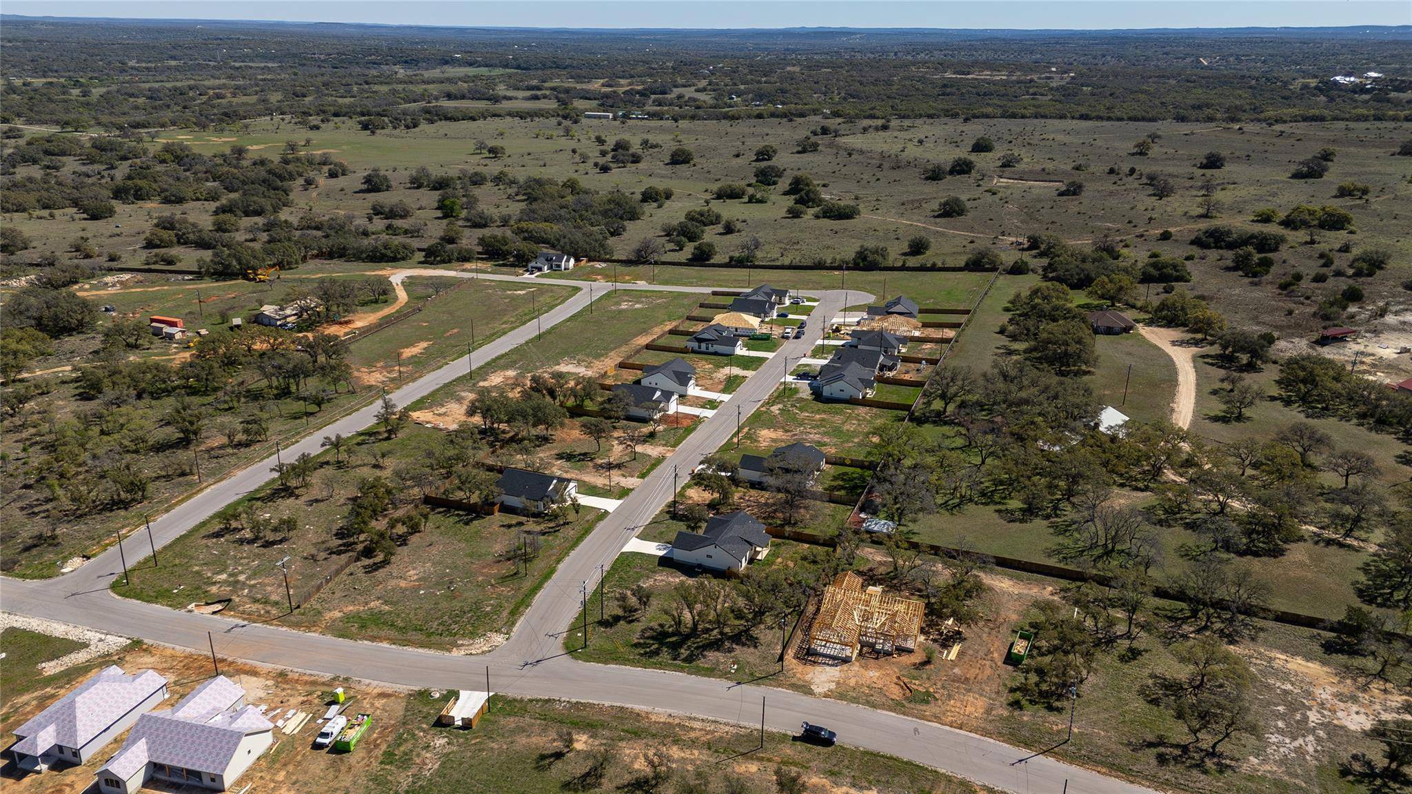 203 Legacy Oaks Ranch DR, Johnson City, TX 78636