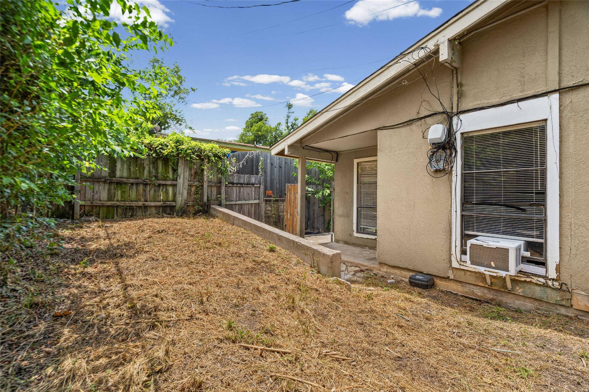 2809 Parker LN #D, Austin, TX 78741