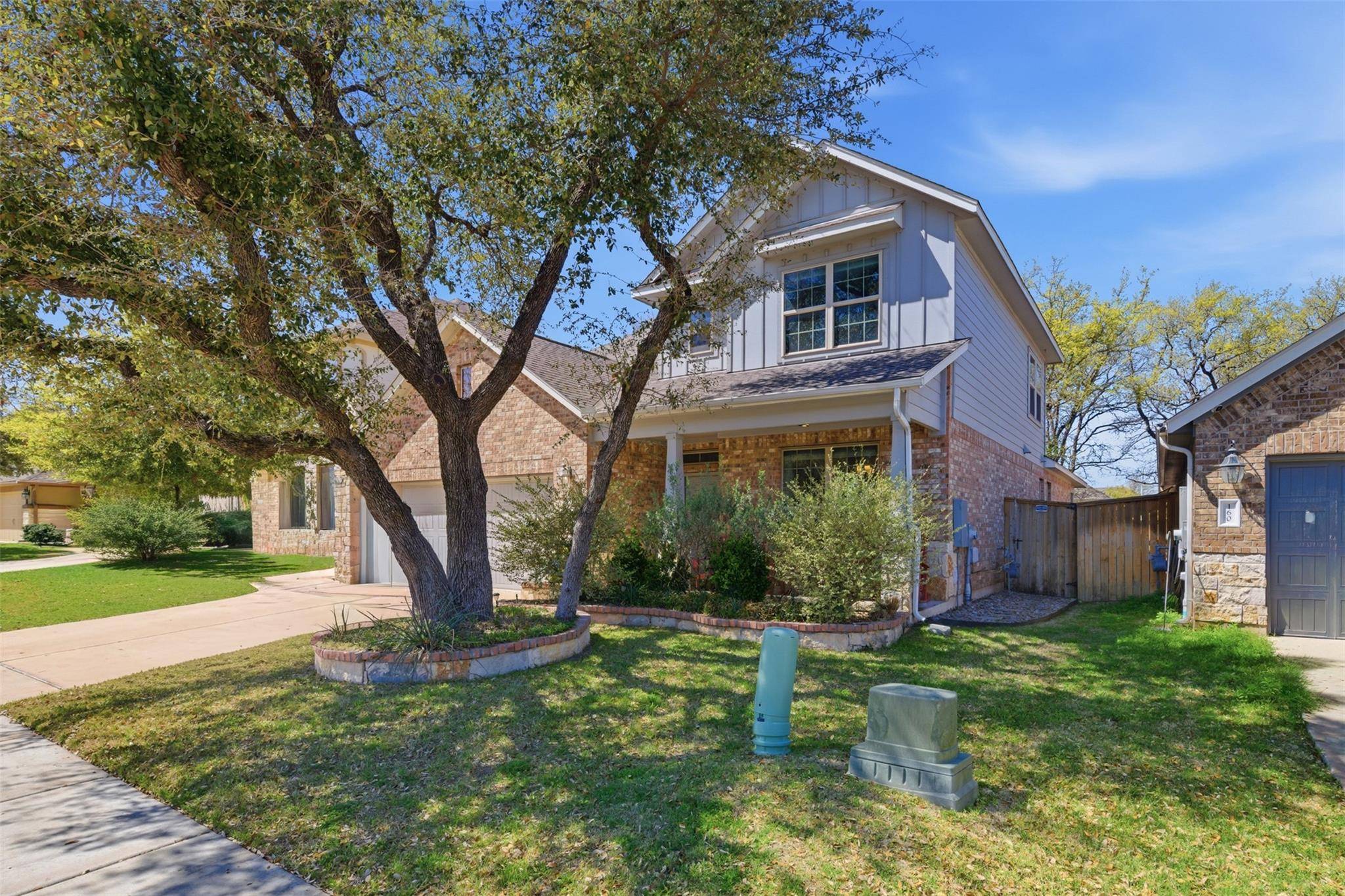 170 Rosling DR, Buda, TX 78610