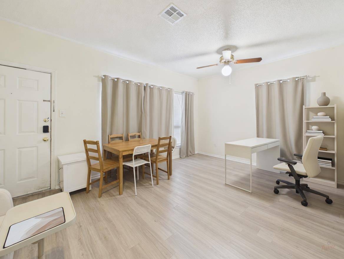 2804 Rio Grande ST #201, Austin, TX 78705