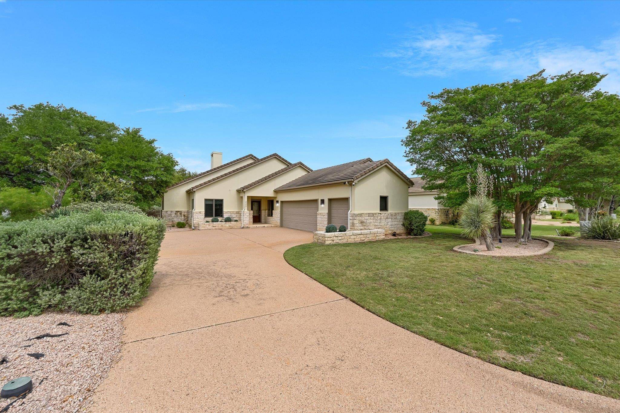2300 FOUNDERS CIR, Spicewood, TX 78669